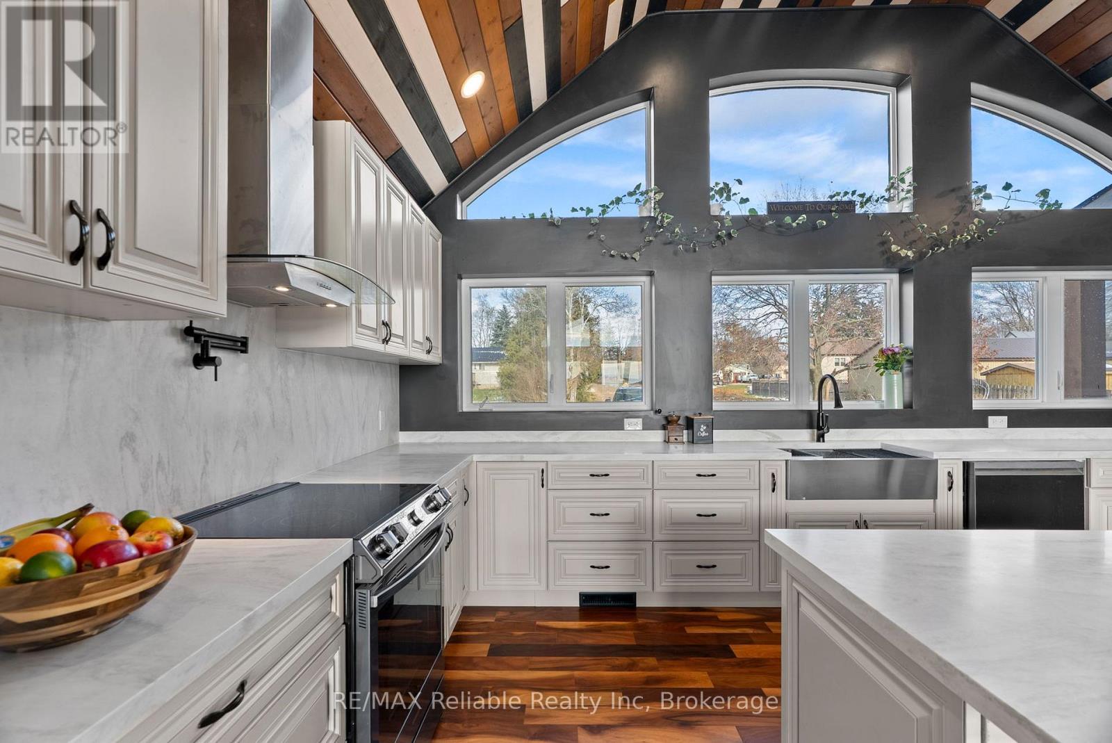 43841 Cranbrook Road, Huron East (Grey), ON - Indoor Photo Showing Kitchen