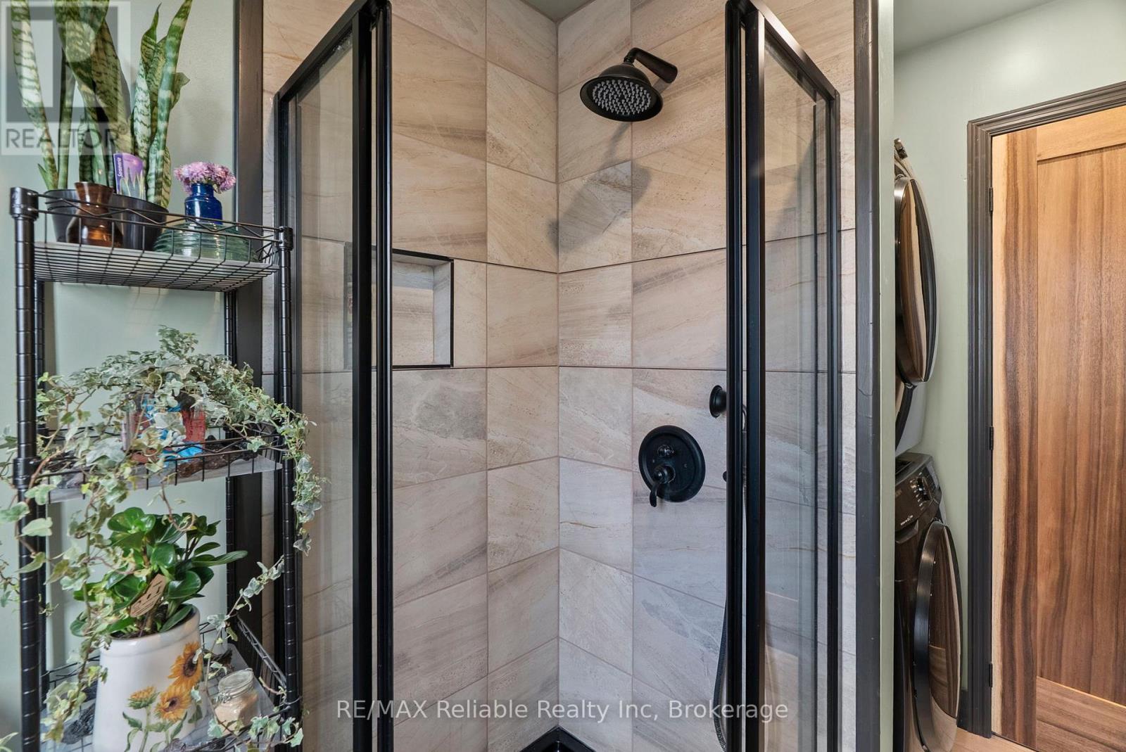 43841 Cranbrook Road, Huron East (Grey), ON - Indoor Photo Showing Bathroom