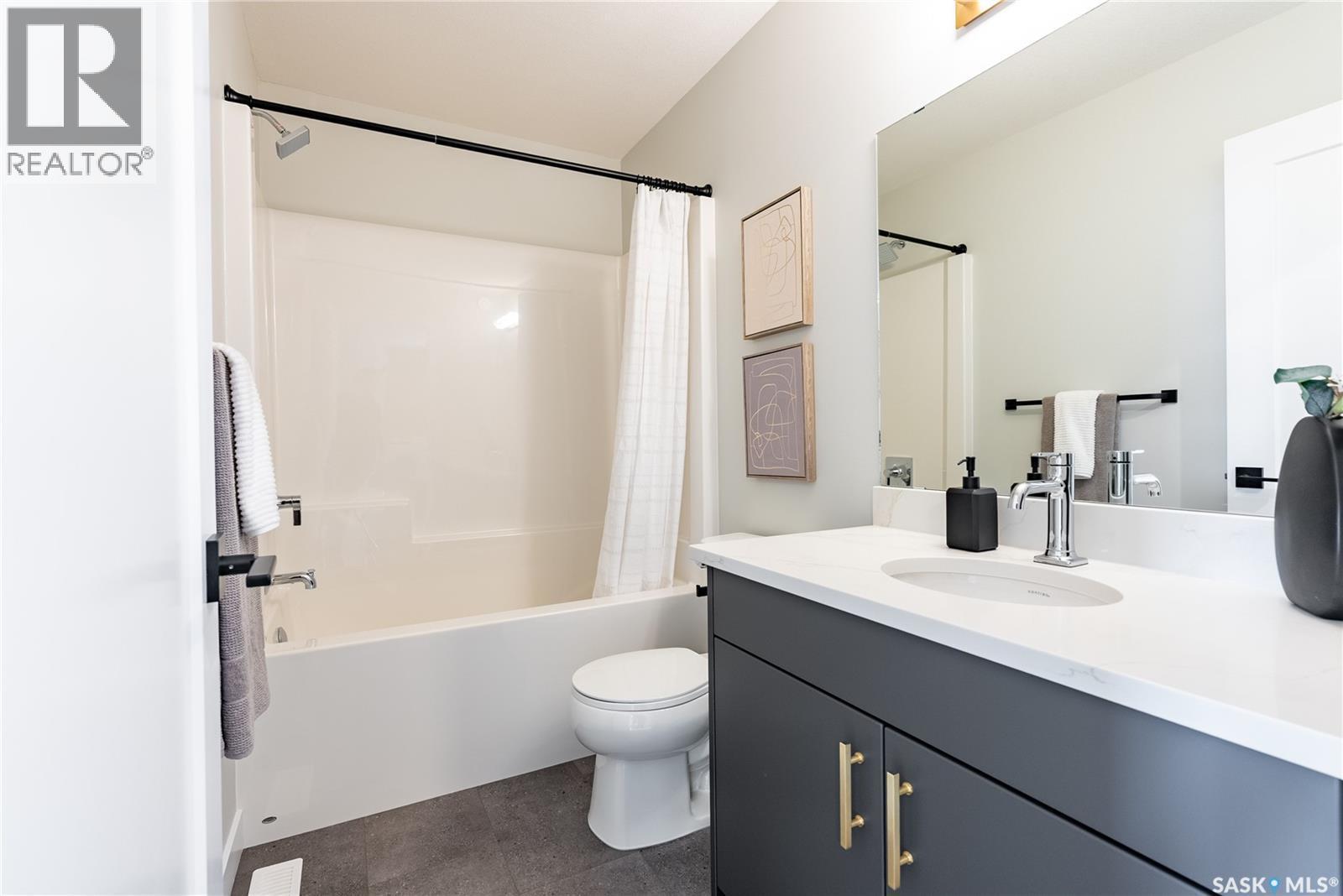 404 155 Mcfaull Way, Saskatoon, SK - Indoor Photo Showing Bathroom