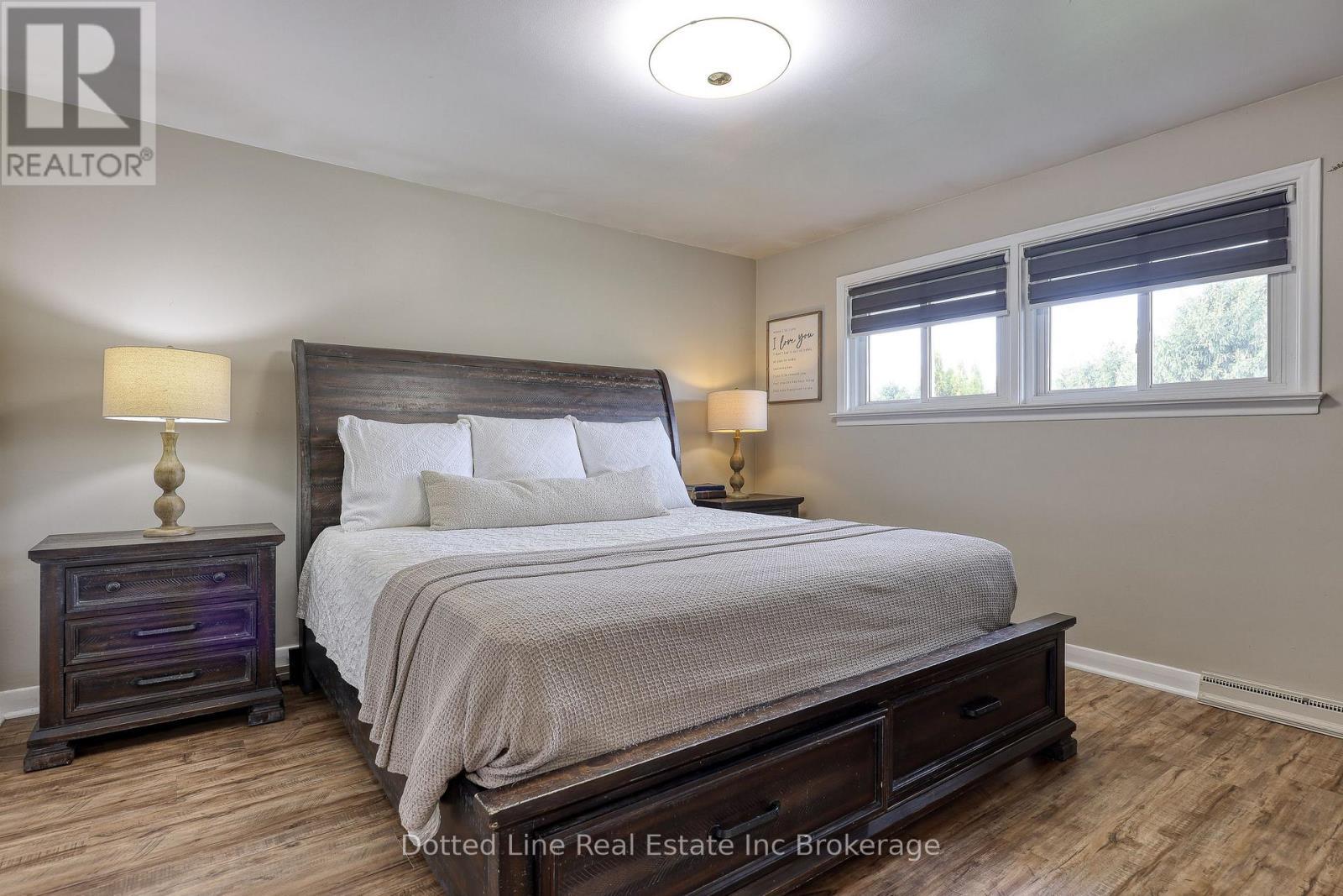 34 Albert Street, Norfolk (Langton), ON - Indoor Photo Showing Bedroom