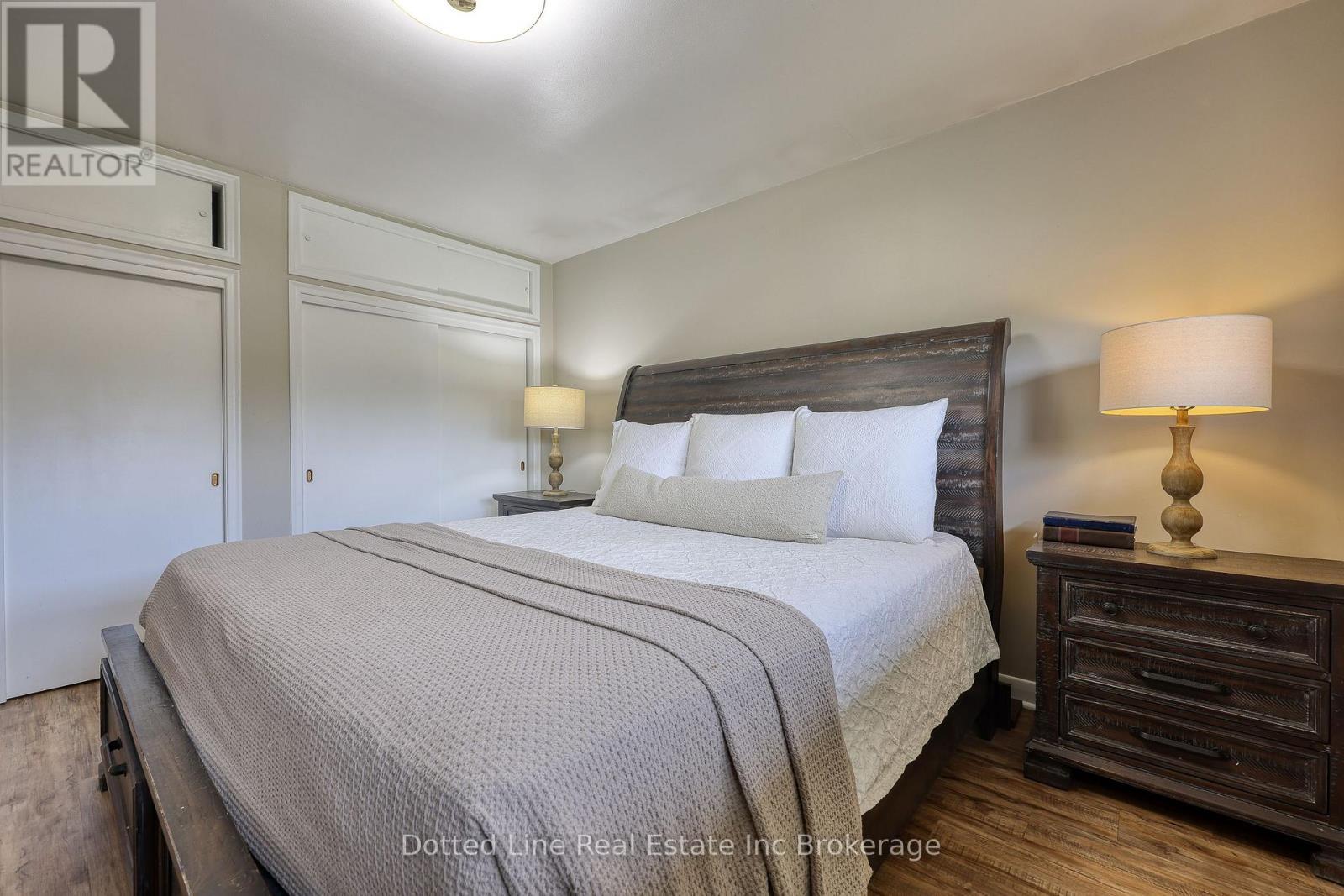 34 Albert Street, Norfolk (Langton), ON - Indoor Photo Showing Bedroom