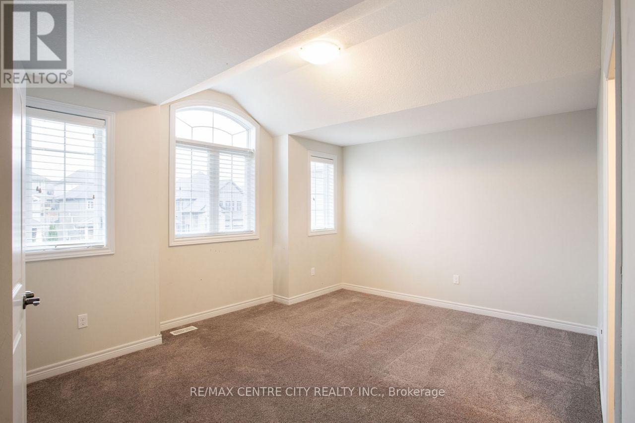 2503 Leeds Crossing, London South (South U), ON - Indoor Photo Showing Other Room