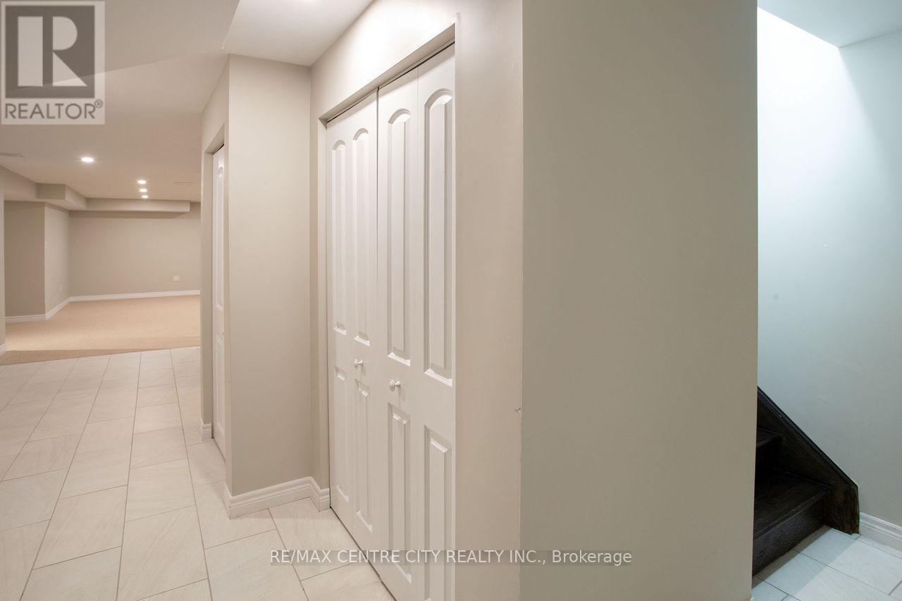 2503 Leeds Crossing, London South (South U), ON - Indoor Photo Showing Other Room