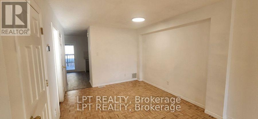 467 Parkdale Avenue, Ottawa, ON - Indoor Photo Showing Other Room