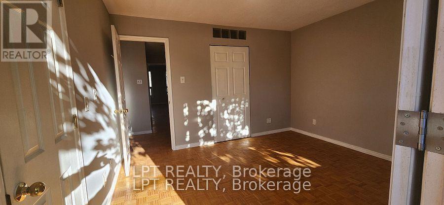 467 Parkdale Avenue, Ottawa, ON - Indoor Photo Showing Other Room