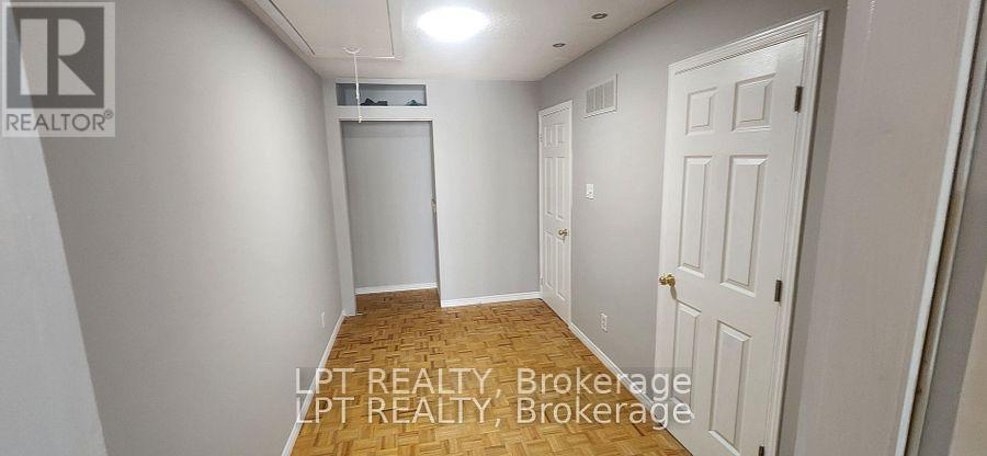 467 Parkdale Avenue, Ottawa, ON - Indoor Photo Showing Other Room