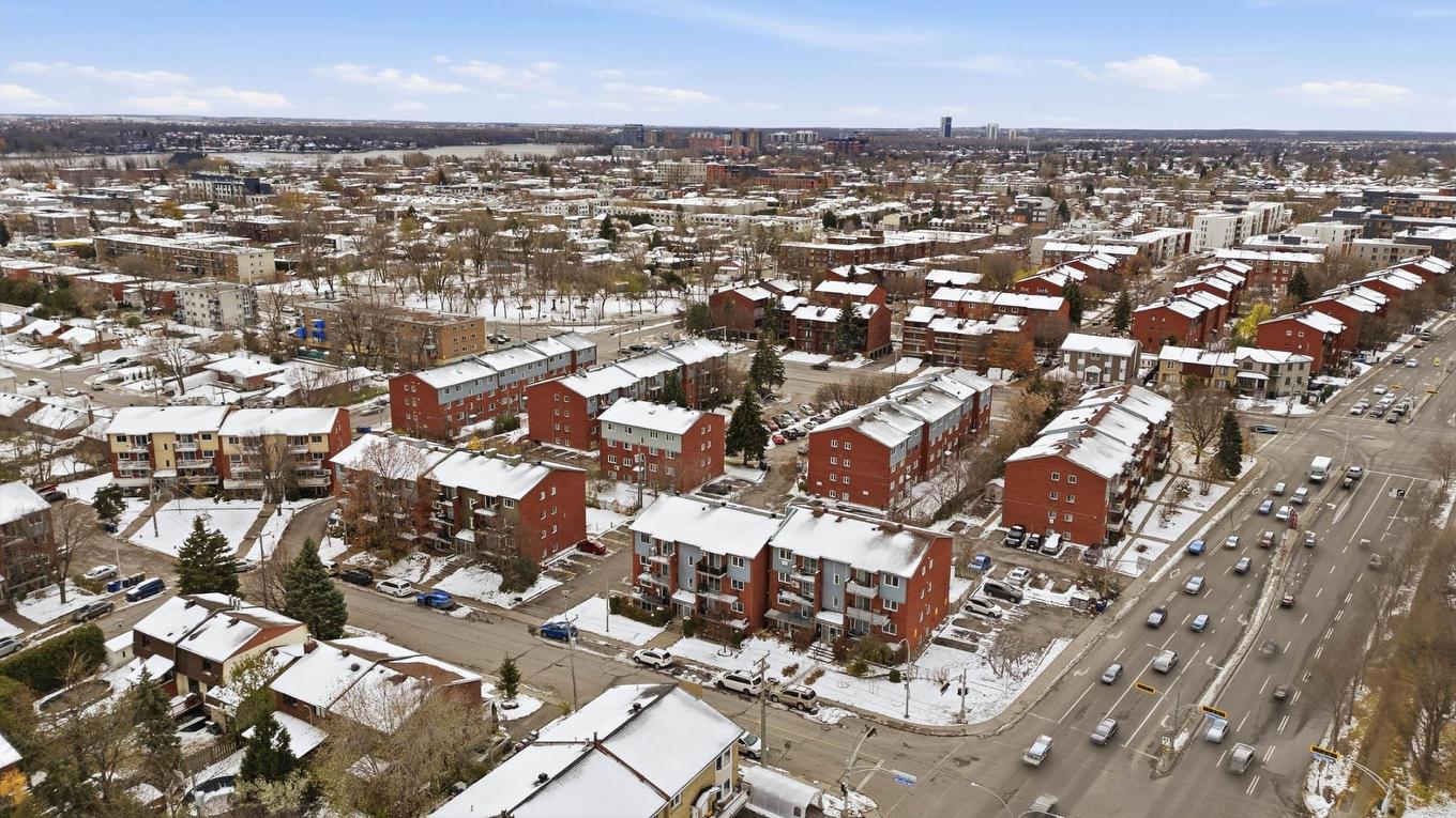 Photo aérienne - 402-3360 Rue Charles-Best, Laval (Chomedey), QC - Outdoor With View