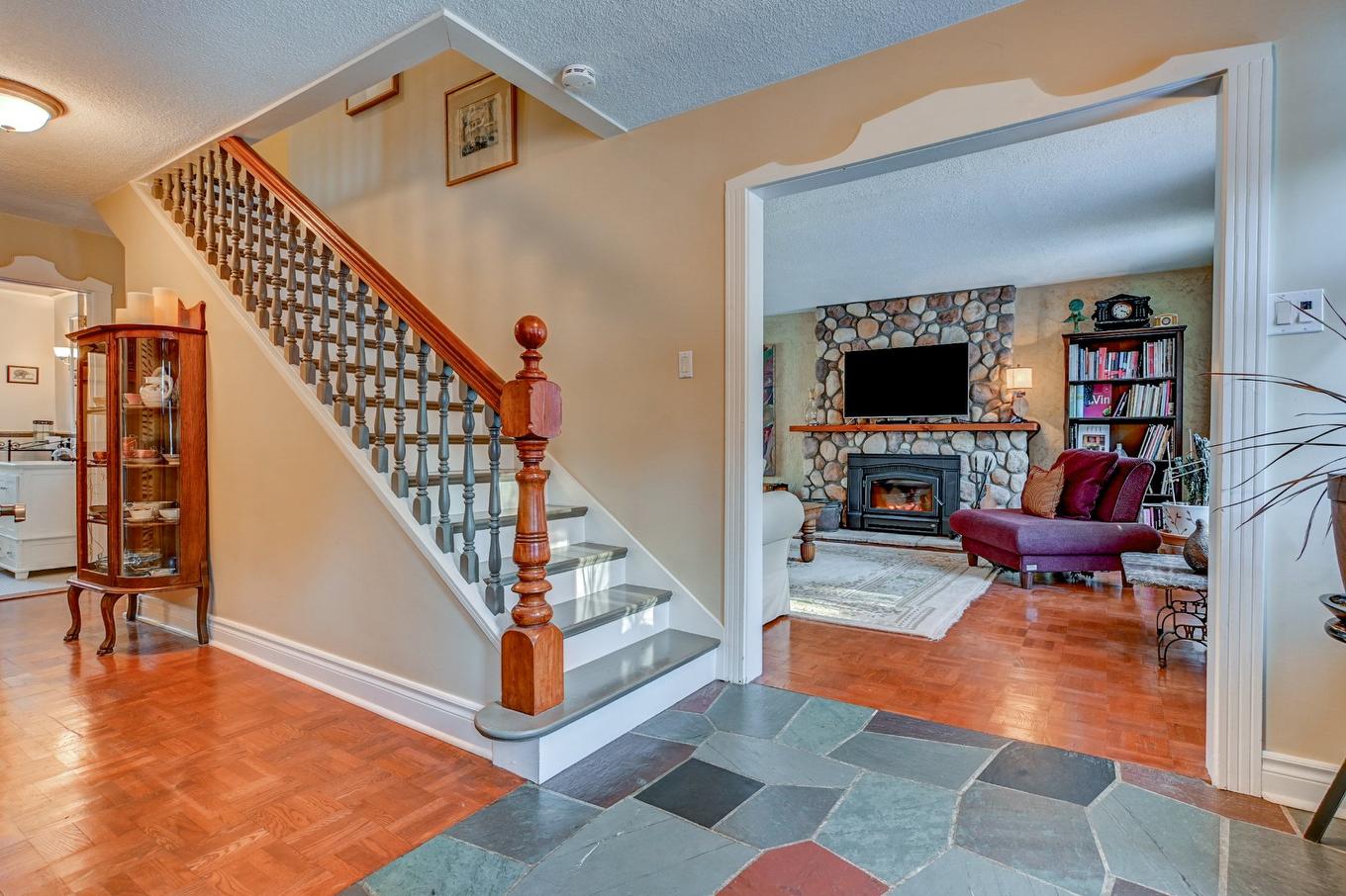 Exterior entrance - 1325 Rue De La Laurentie, Sainte-Adèle, QC - Indoor With Fireplace