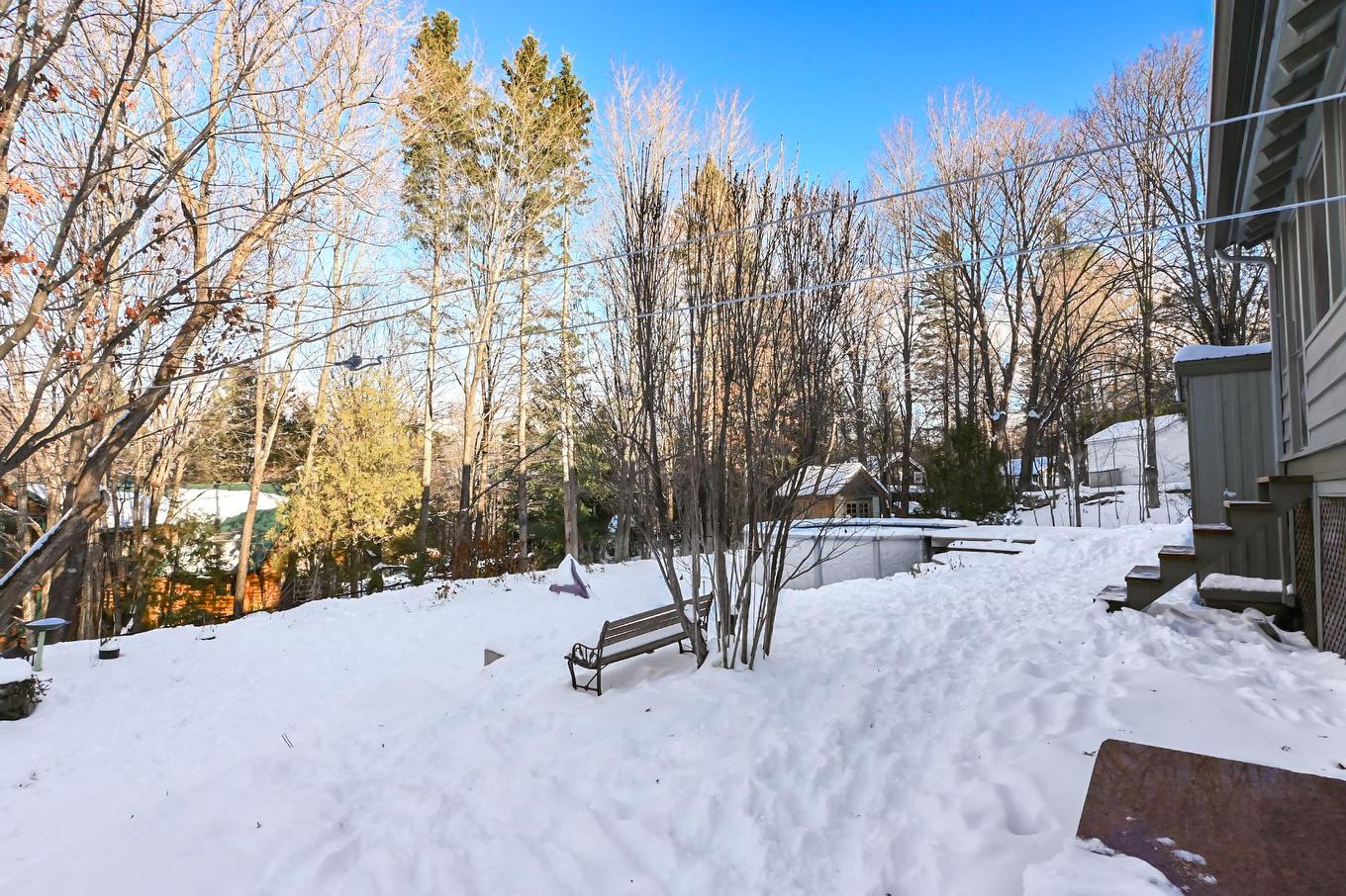 Backyard - 1325 Rue De La Laurentie, Sainte-Adèle, QC - Outdoor