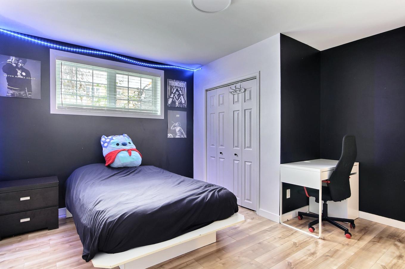 Chambre à coucher - 98 Rue Des Hayes, Québec (Beauport), QC - Indoor Photo Showing Bedroom