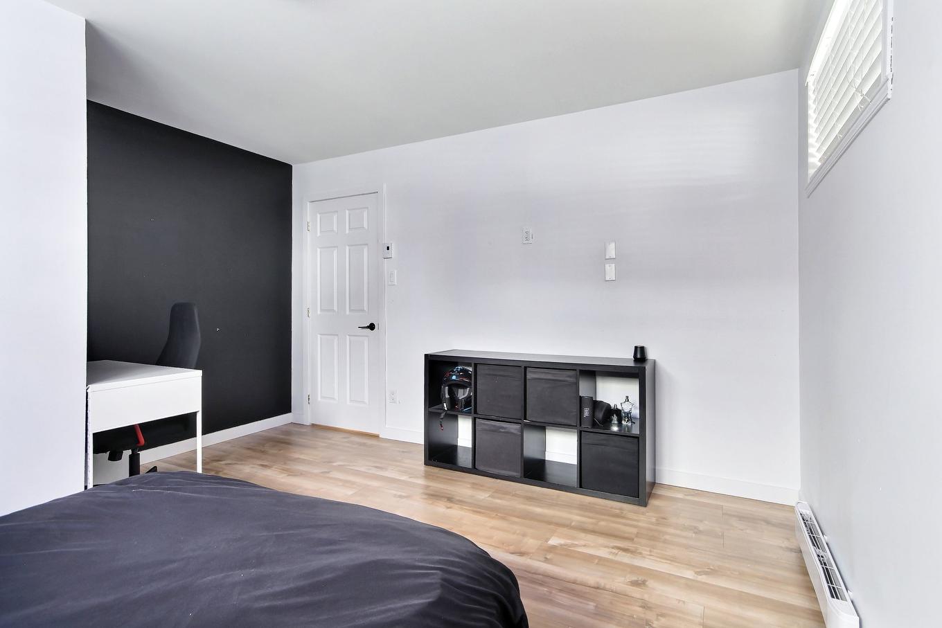 Chambre à coucher - 98 Rue Des Hayes, Québec (Beauport), QC - Indoor Photo Showing Bedroom