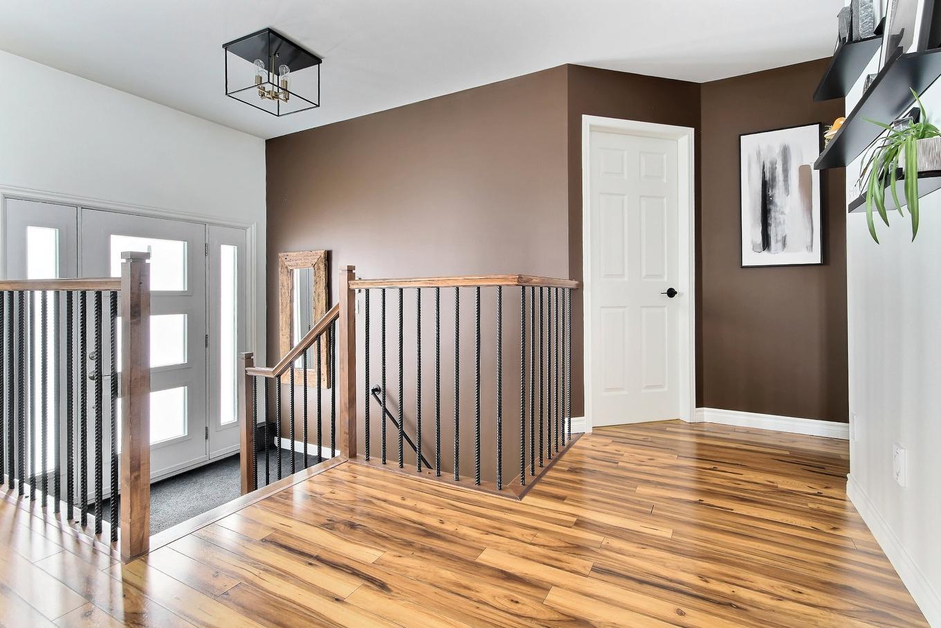 Hall d'entrée/Vestibule - 98 Rue Des Hayes, Québec (Beauport), QC - Indoor Photo Showing Other Room