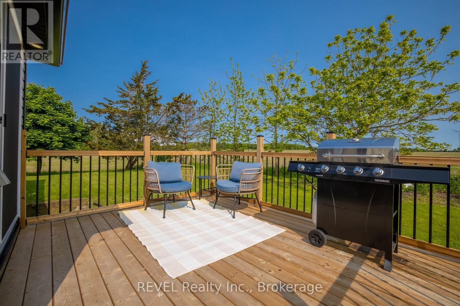 Back deck - 80 Lighthouse Drive, Haldimand (Dunnville), ON - Outdoor With Deck Patio Veranda