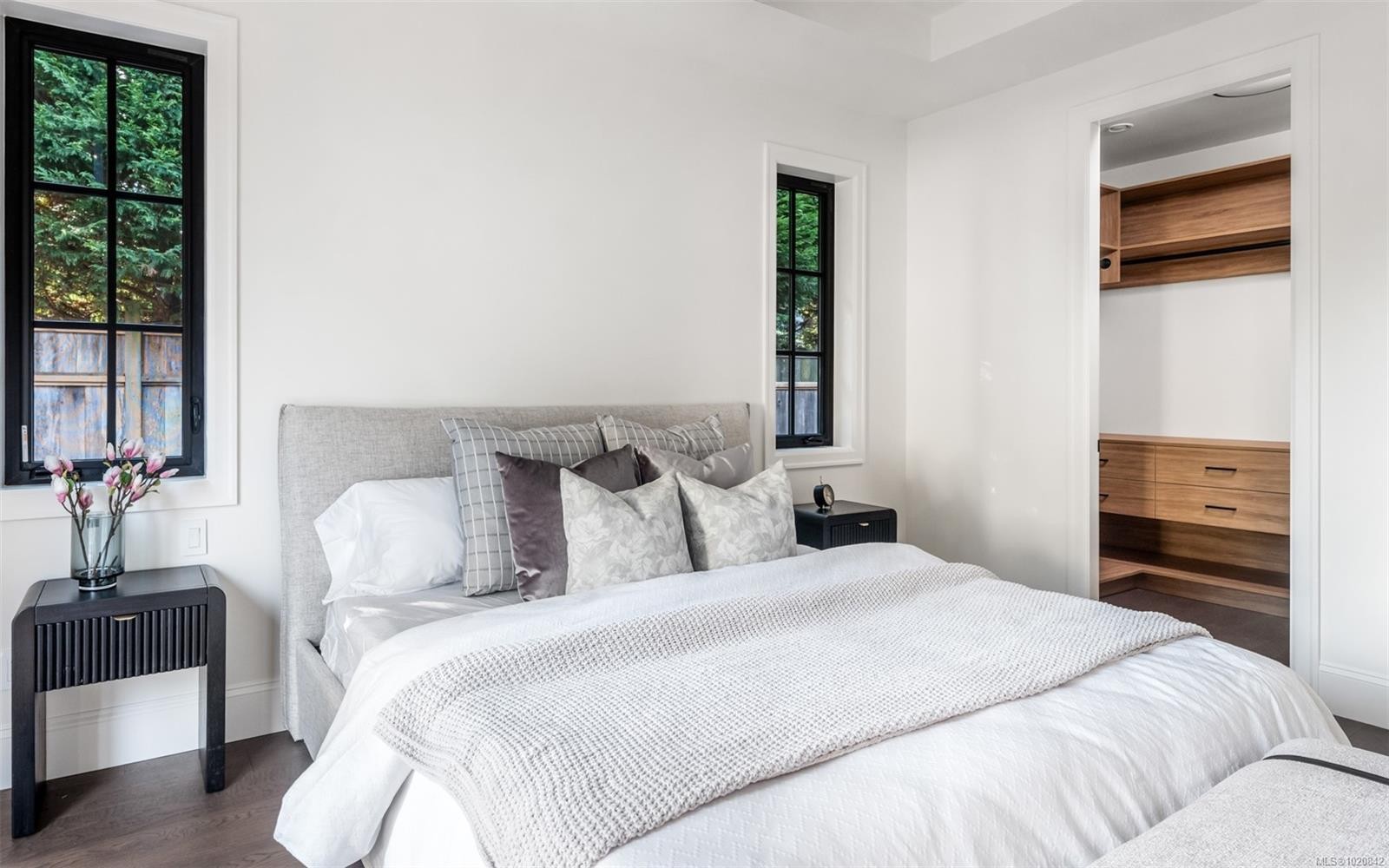 2189 Beaverbrooke St, Oak Bay, BC