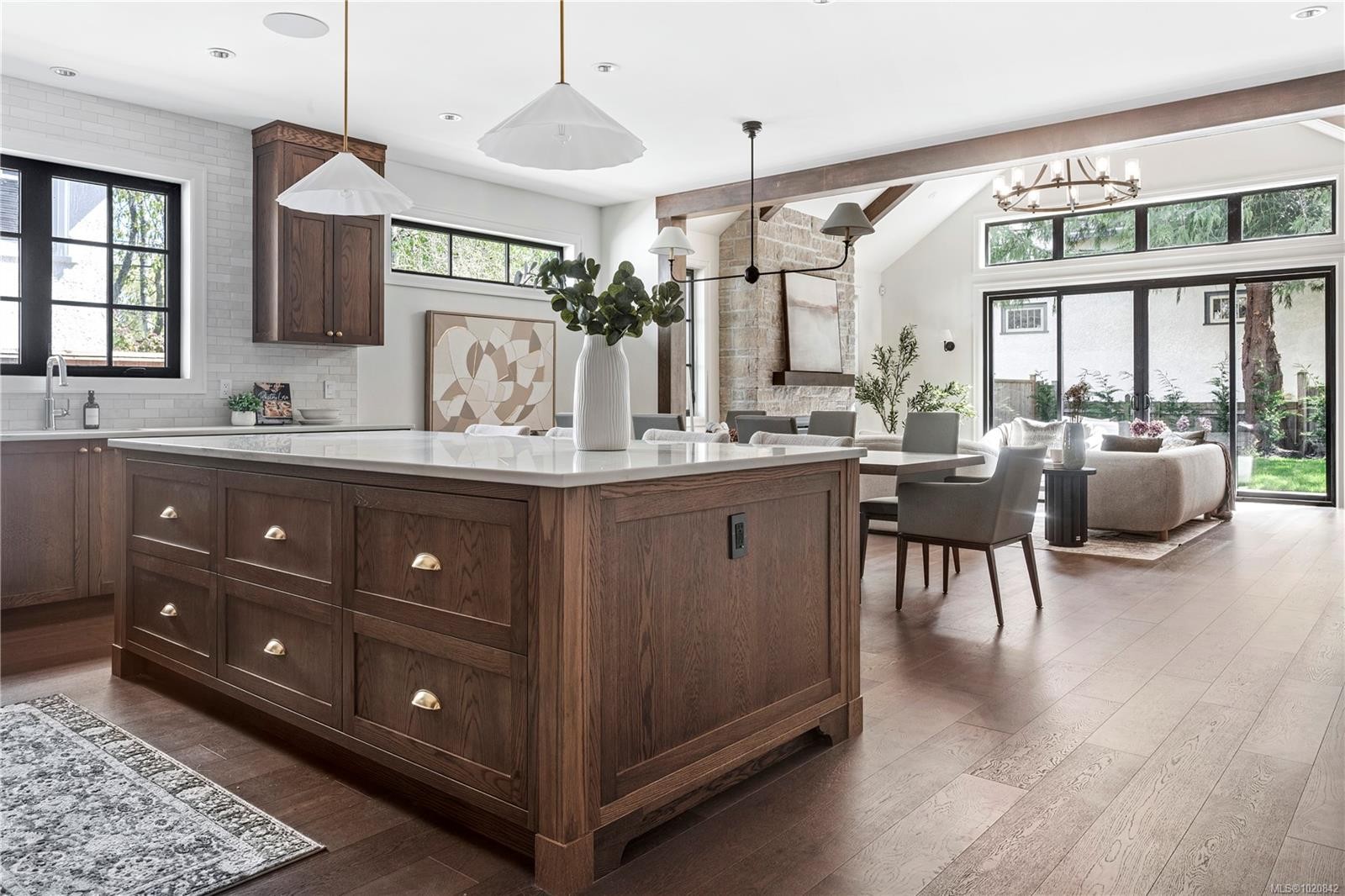 2189 Beaverbrooke St, Oak Bay, BC