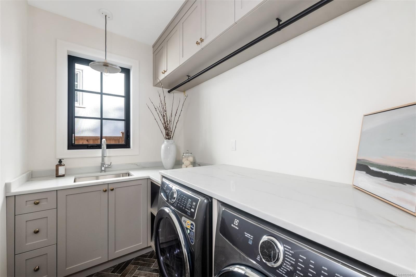 2189 Beaverbrooke St, Oak Bay, BC