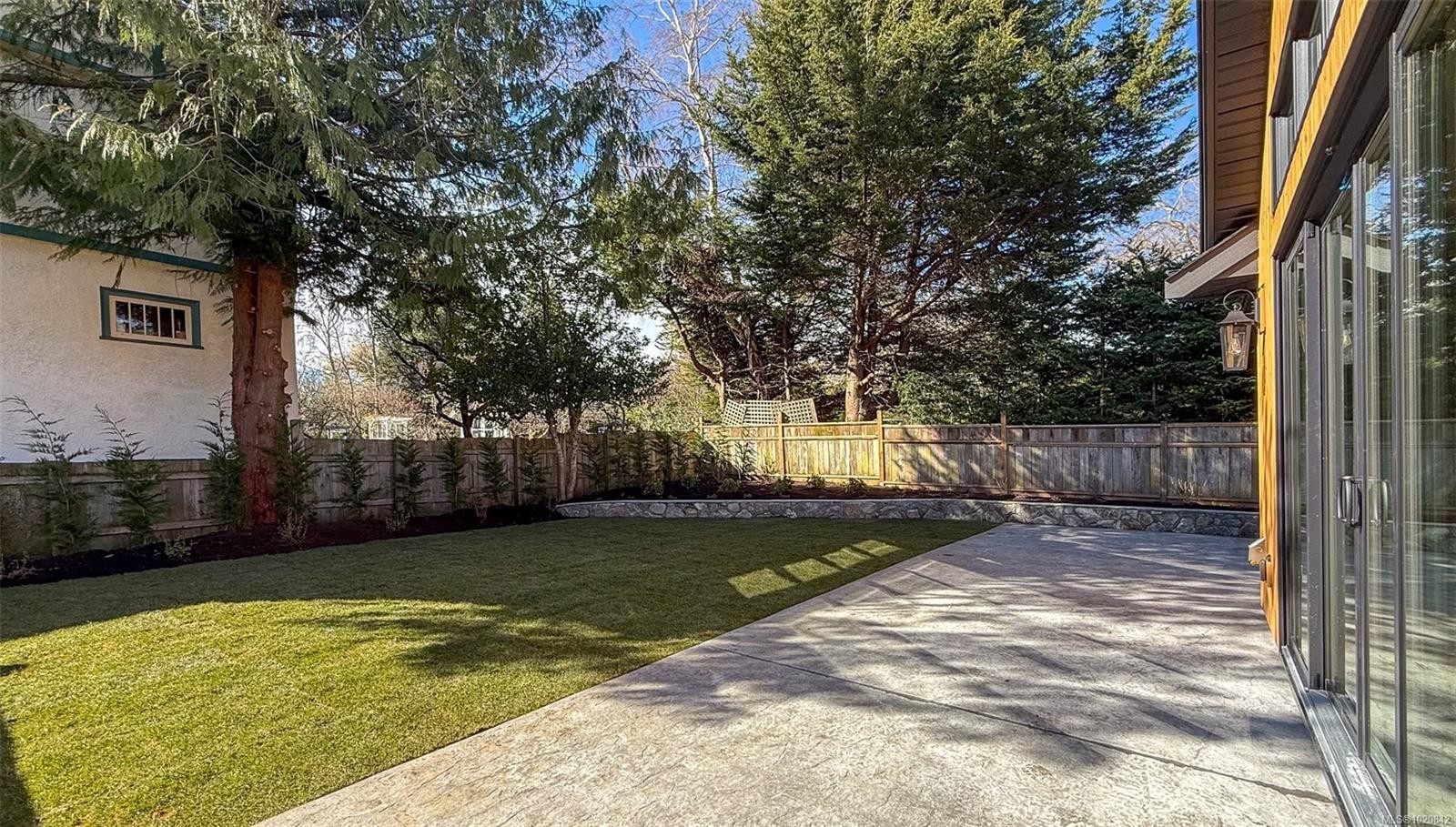 2189 Beaverbrooke St, Oak Bay, BC