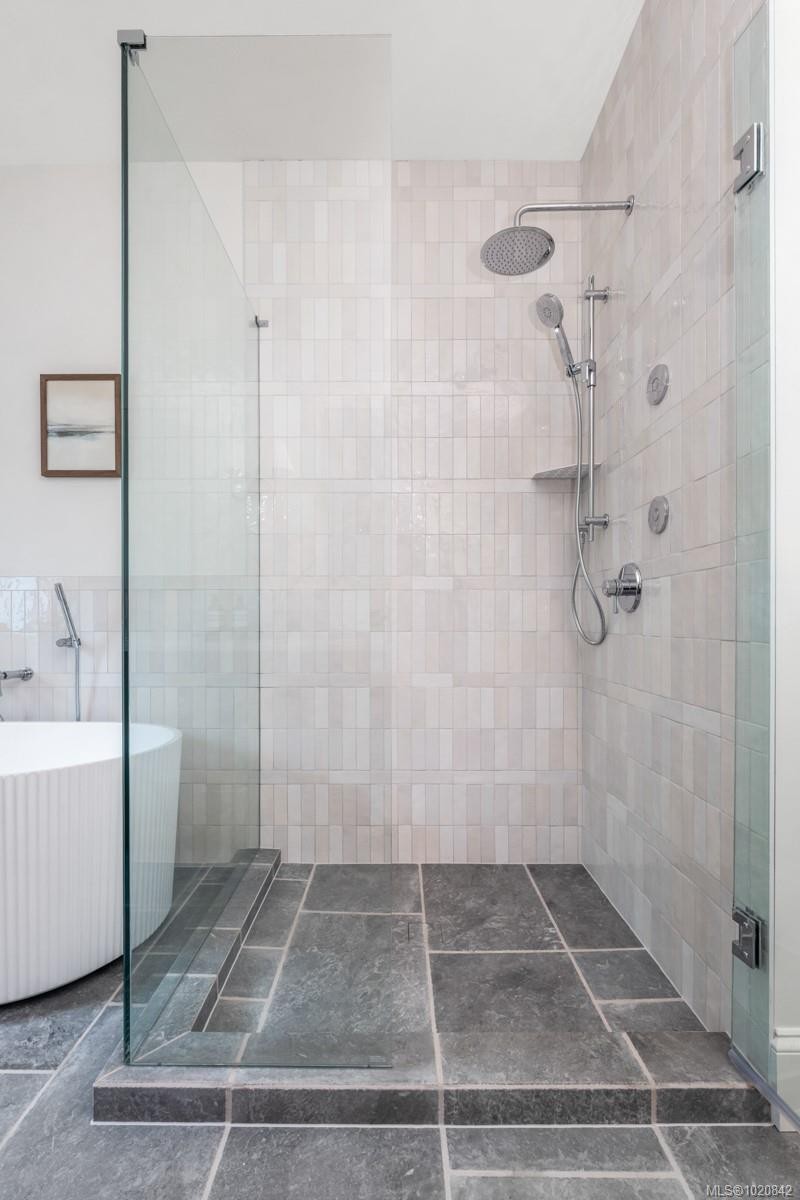 2189 Beaverbrooke St, Oak Bay, BC