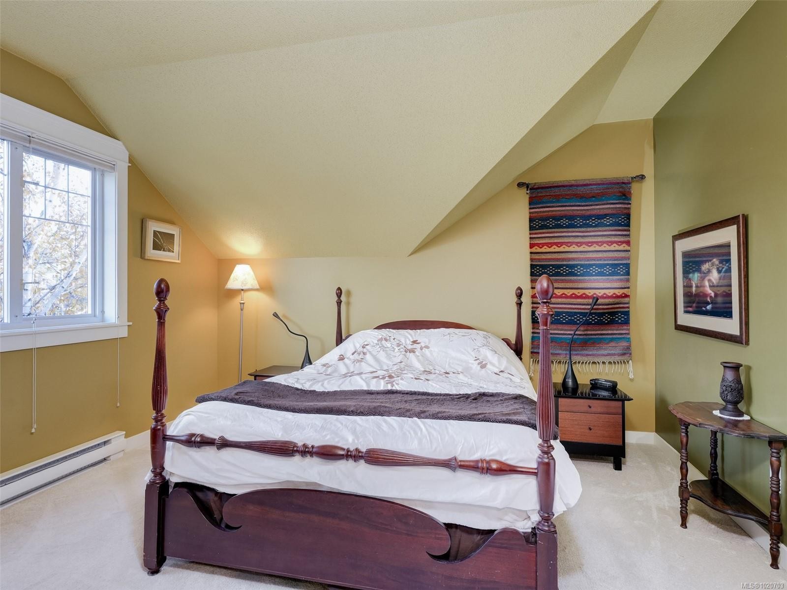 1152 Chapman St, Victoria, BC