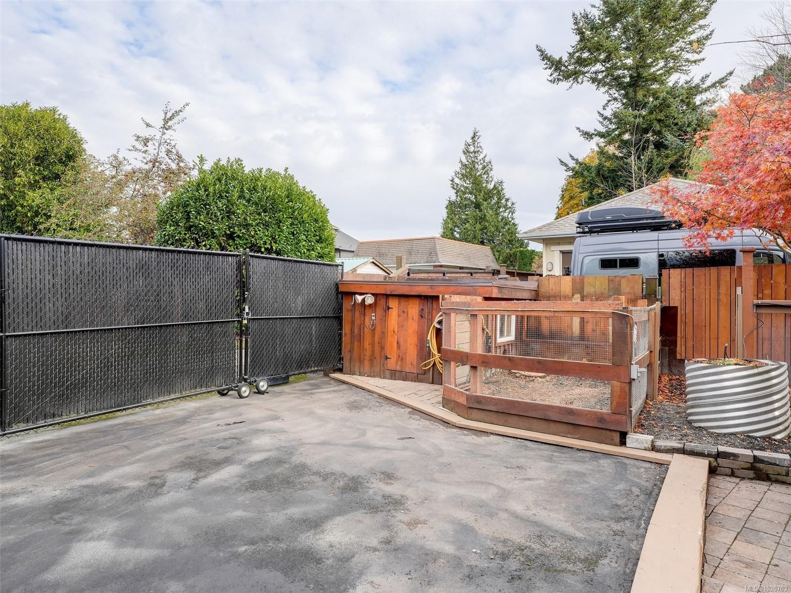 1152 Chapman St, Victoria, BC