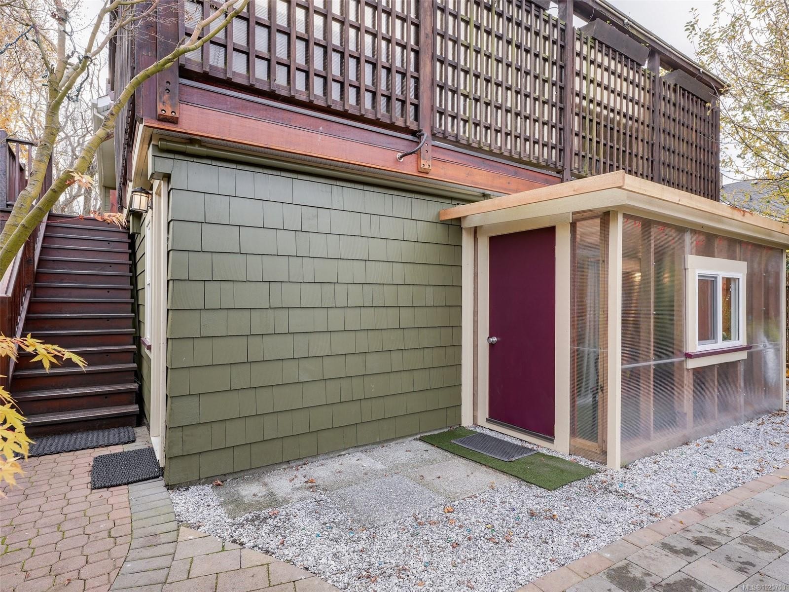 1152 Chapman St, Victoria, BC