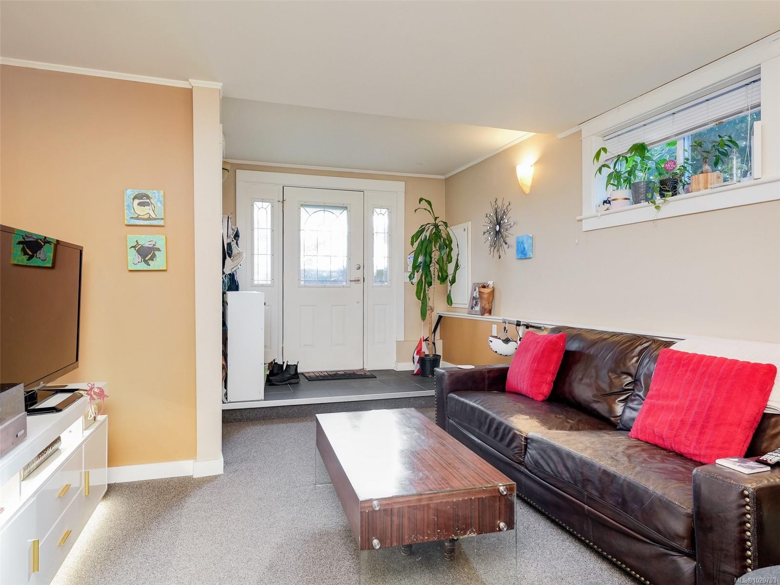 1152 Chapman St, Victoria, BC