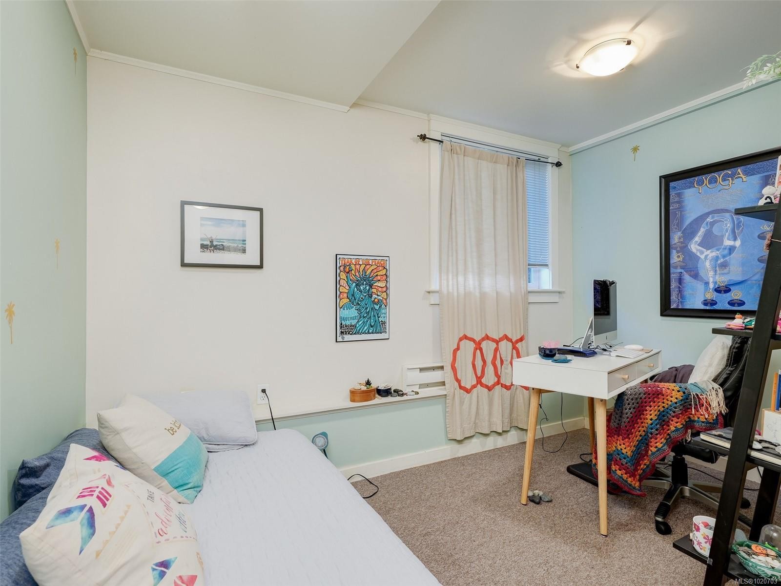 1152 Chapman St, Victoria, BC