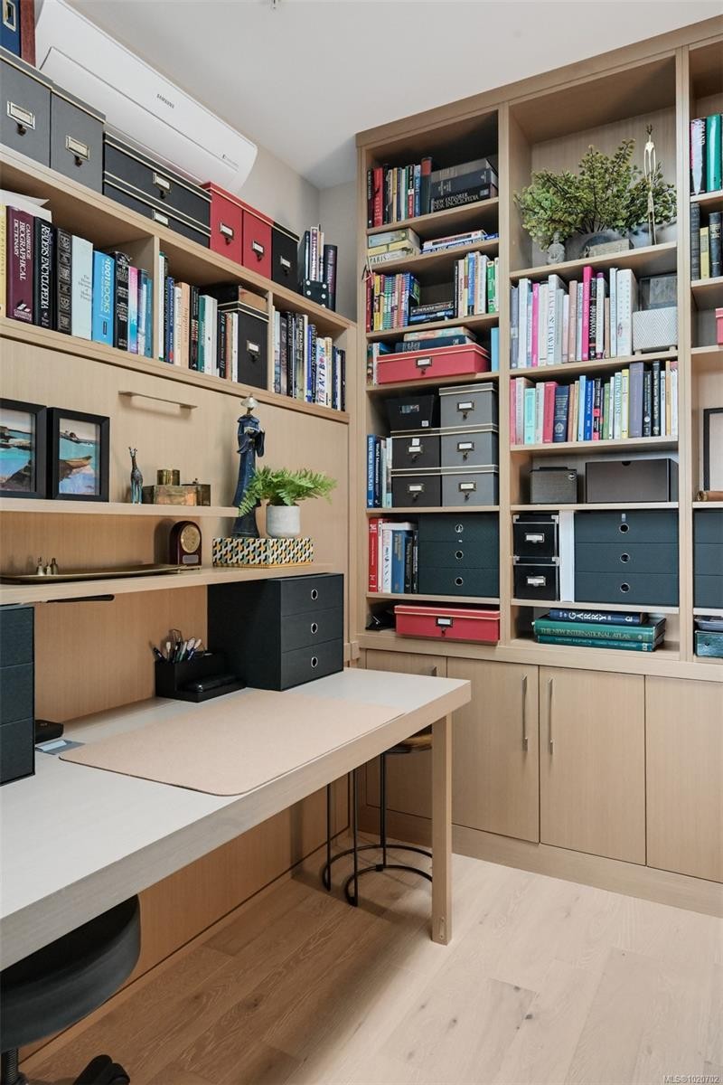 Ph5-2285 Bowker Ave, Oak Bay, BC - Indoor