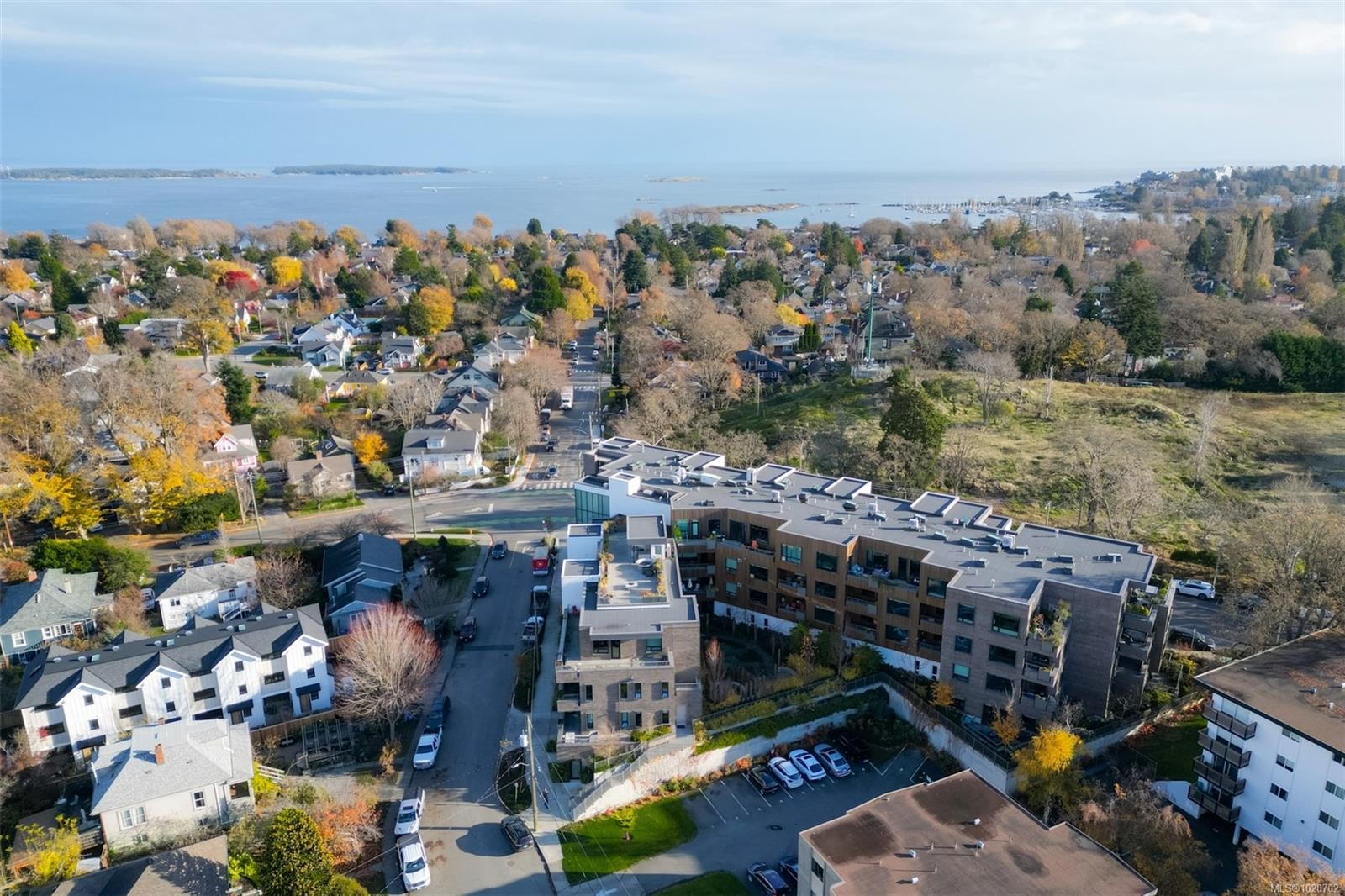 Ph5-2285 Bowker Ave, Oak Bay, BC - Outdoor With View
