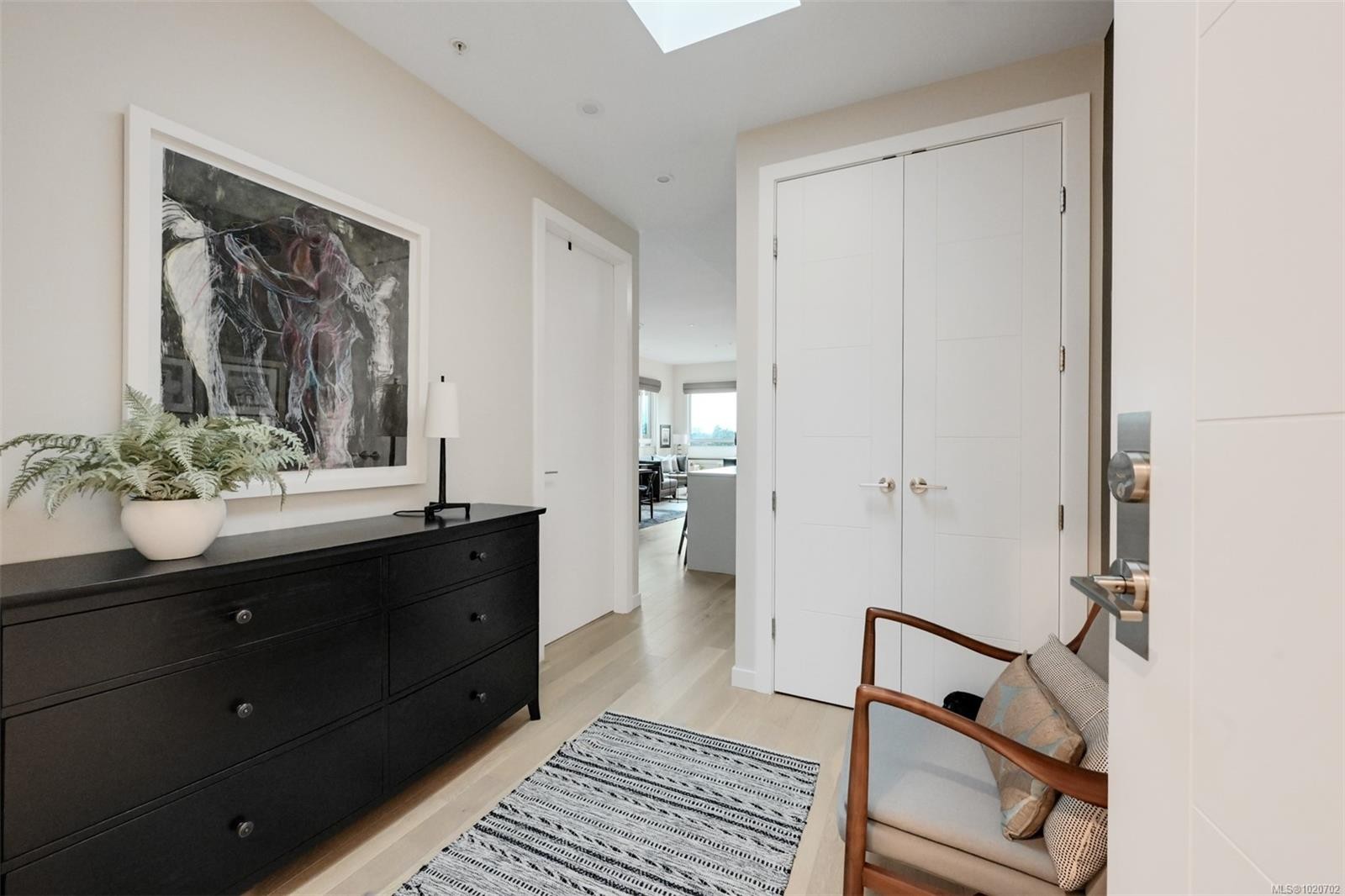 Ph5-2285 Bowker Ave, Oak Bay, BC - Indoor Photo Showing Other Room