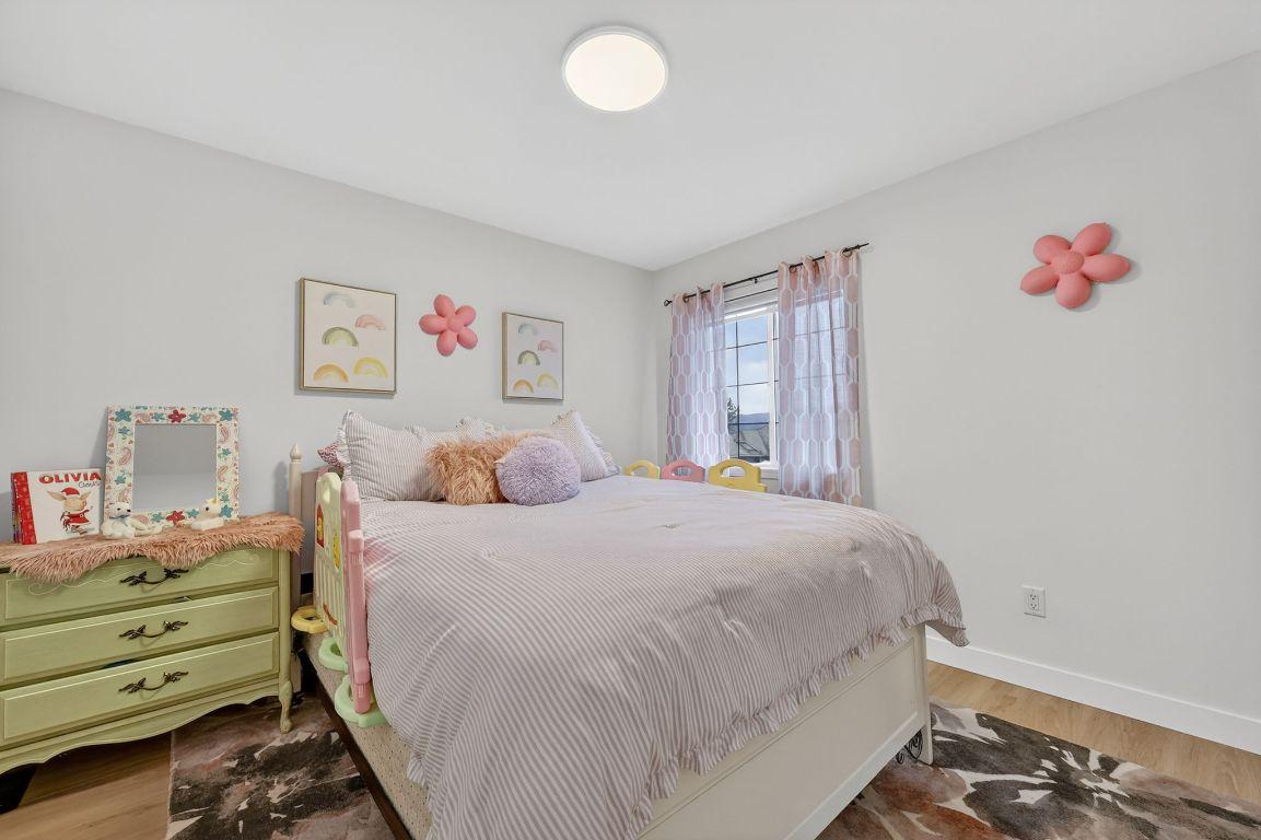 667 South Crest Drive, Kelowna, BC - Indoor Photo Showing Bedroom