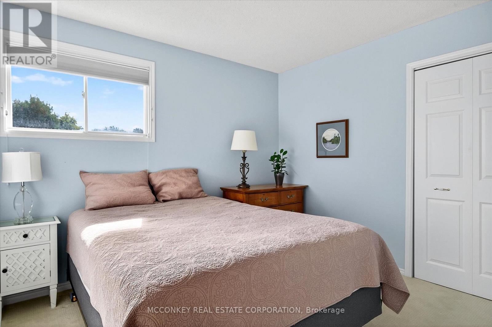 Main floor bedroom #2 - 1216 Hilliard Street, Peterborough (Northcrest Ward 5), ON - Indoor Photo Showing Bedroom