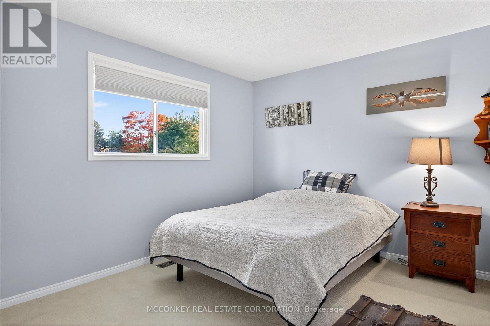 Main floor bedroom #3 - 1216 Hilliard Street, Peterborough (Northcrest Ward 5), ON - Indoor Photo Showing Bedroom