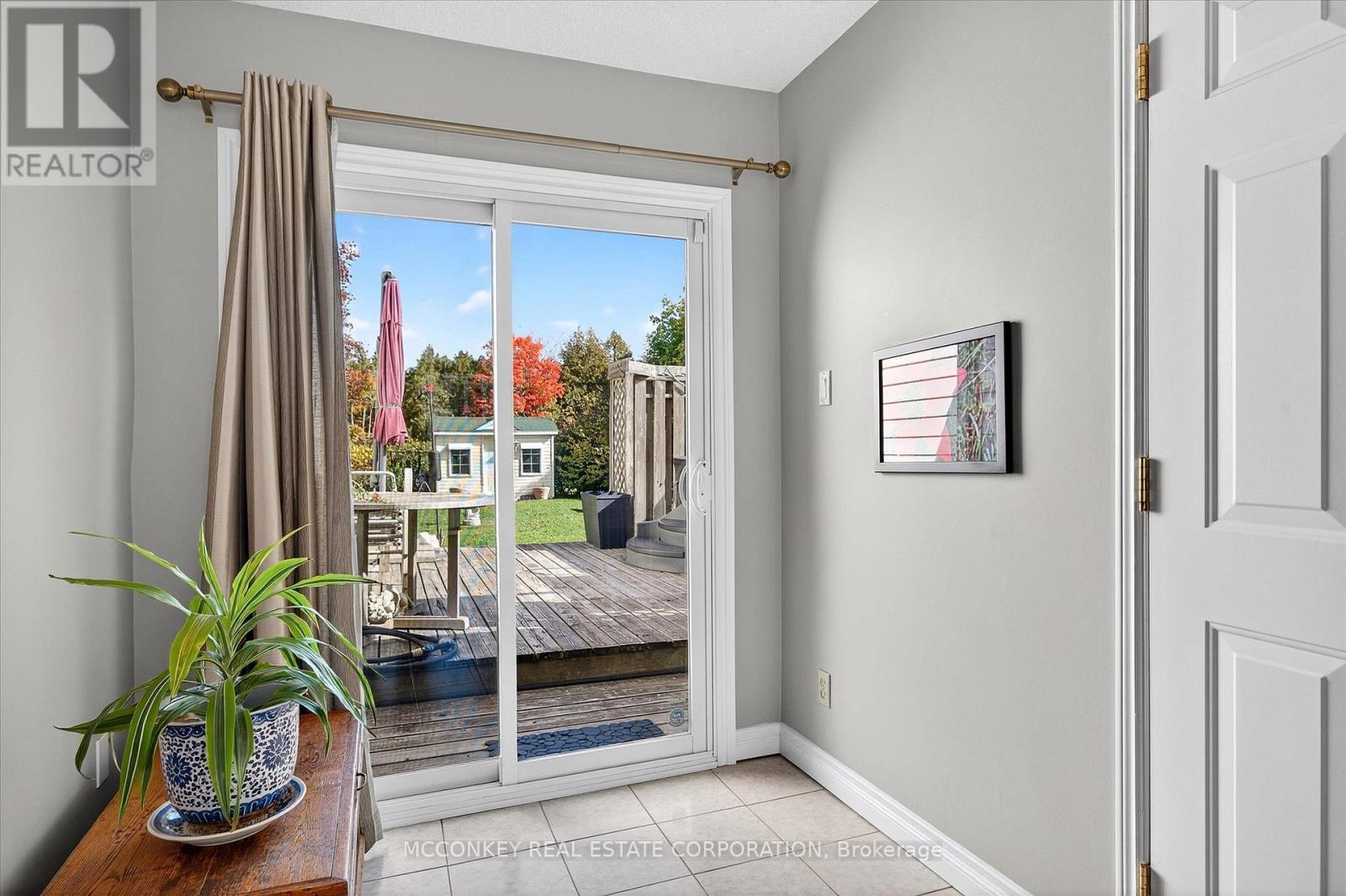 1216 Hilliard Street, Peterborough (Northcrest Ward 5), ON - Indoor Photo Showing Other Room