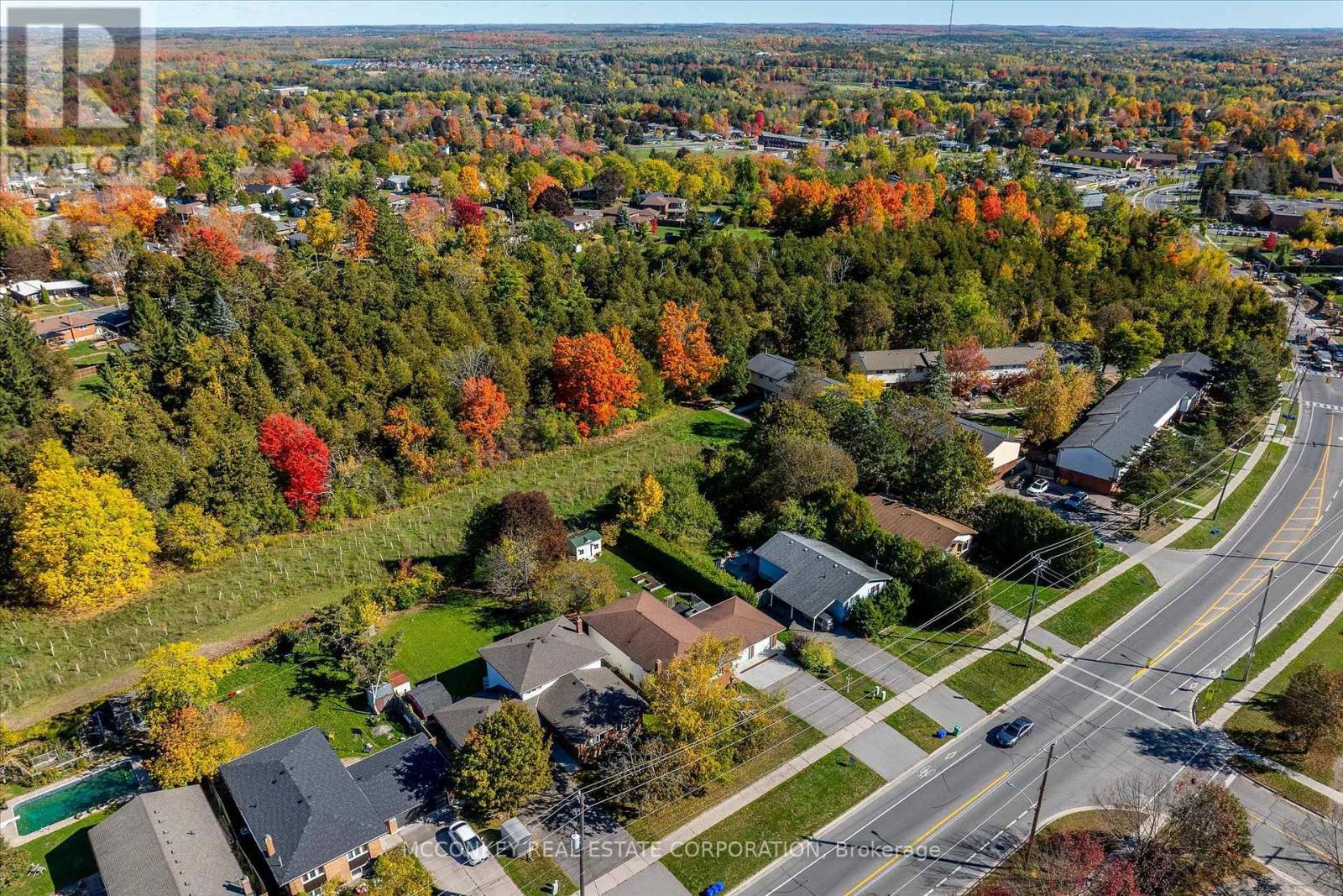 1216 Hilliard Street, Peterborough (Northcrest Ward 5), ON - Outdoor With View