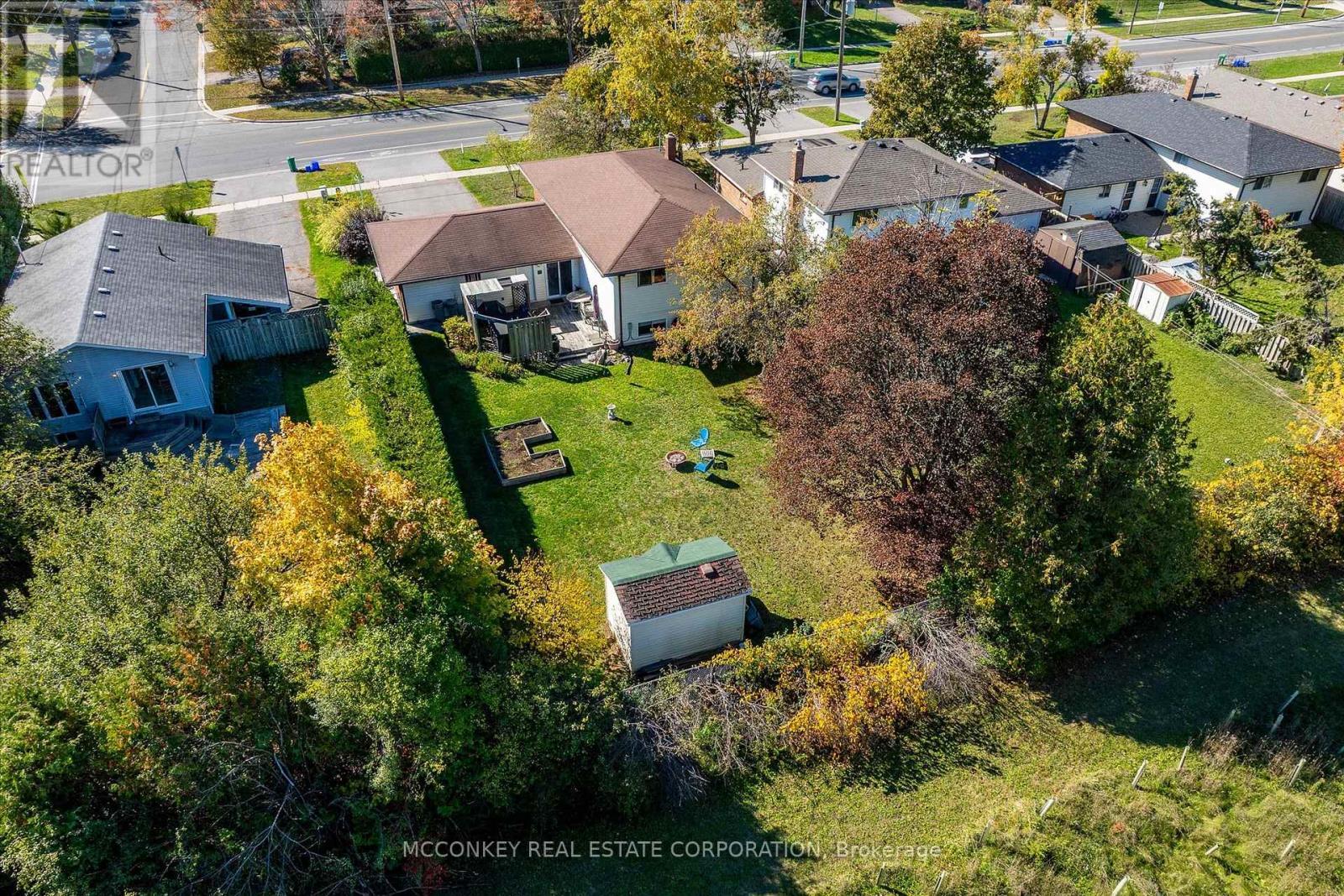 1216 Hilliard Street, Peterborough (Northcrest Ward 5), ON - Outdoor With View