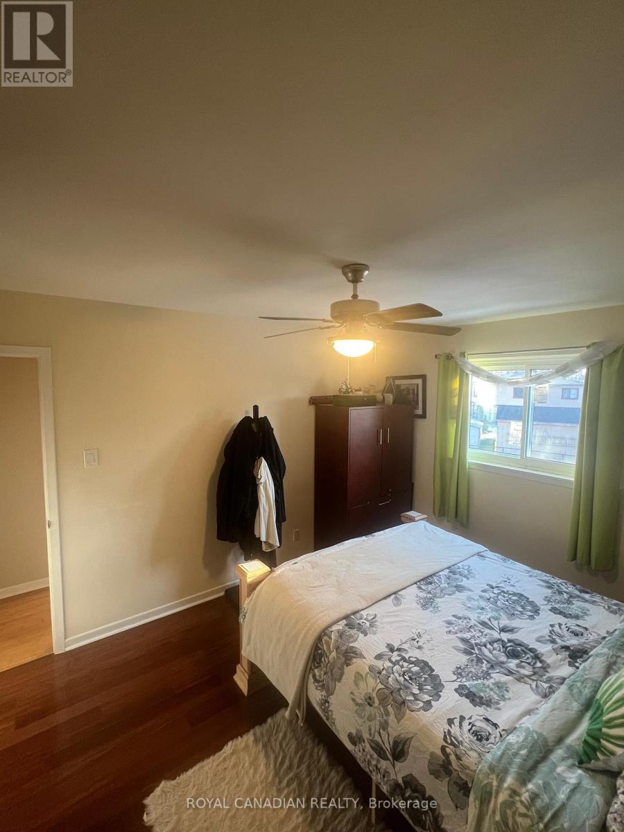 Upper - 6 O'Henry Grove, Toronto, ON - Indoor Photo Showing Bedroom