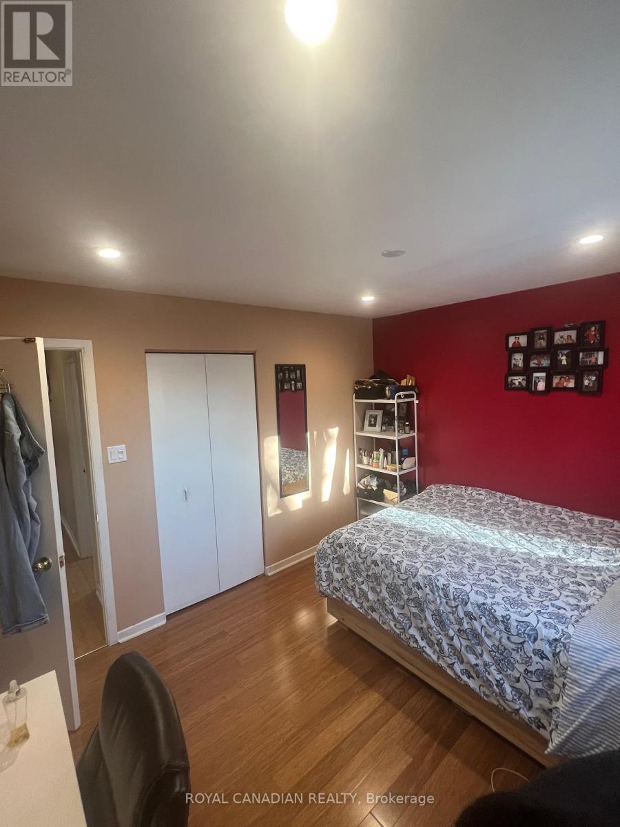 Upper - 6 O'Henry Grove, Toronto, ON - Indoor Photo Showing Bedroom