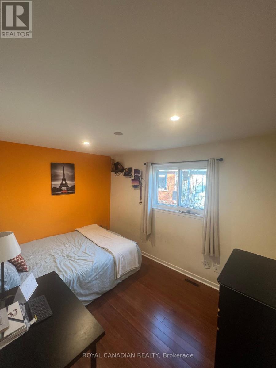 Upper - 6 O'Henry Grove, Toronto, ON - Indoor Photo Showing Bedroom