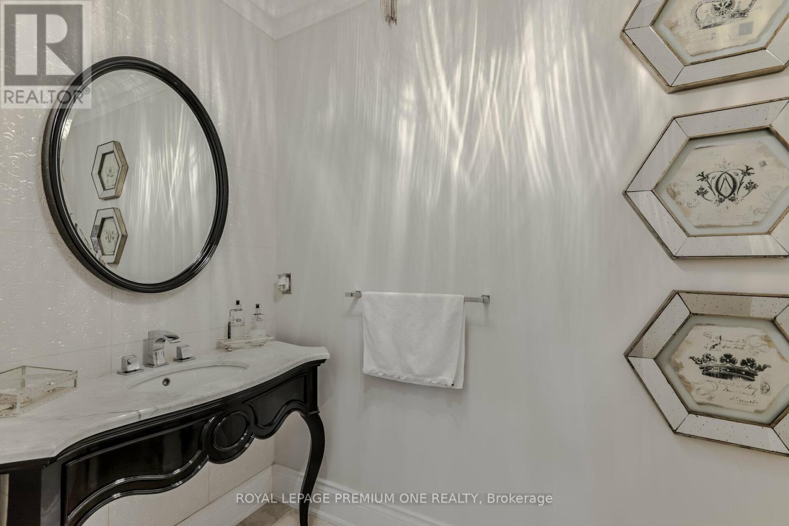 107 Headwind Boulevard E, Vaughan, ON - Indoor