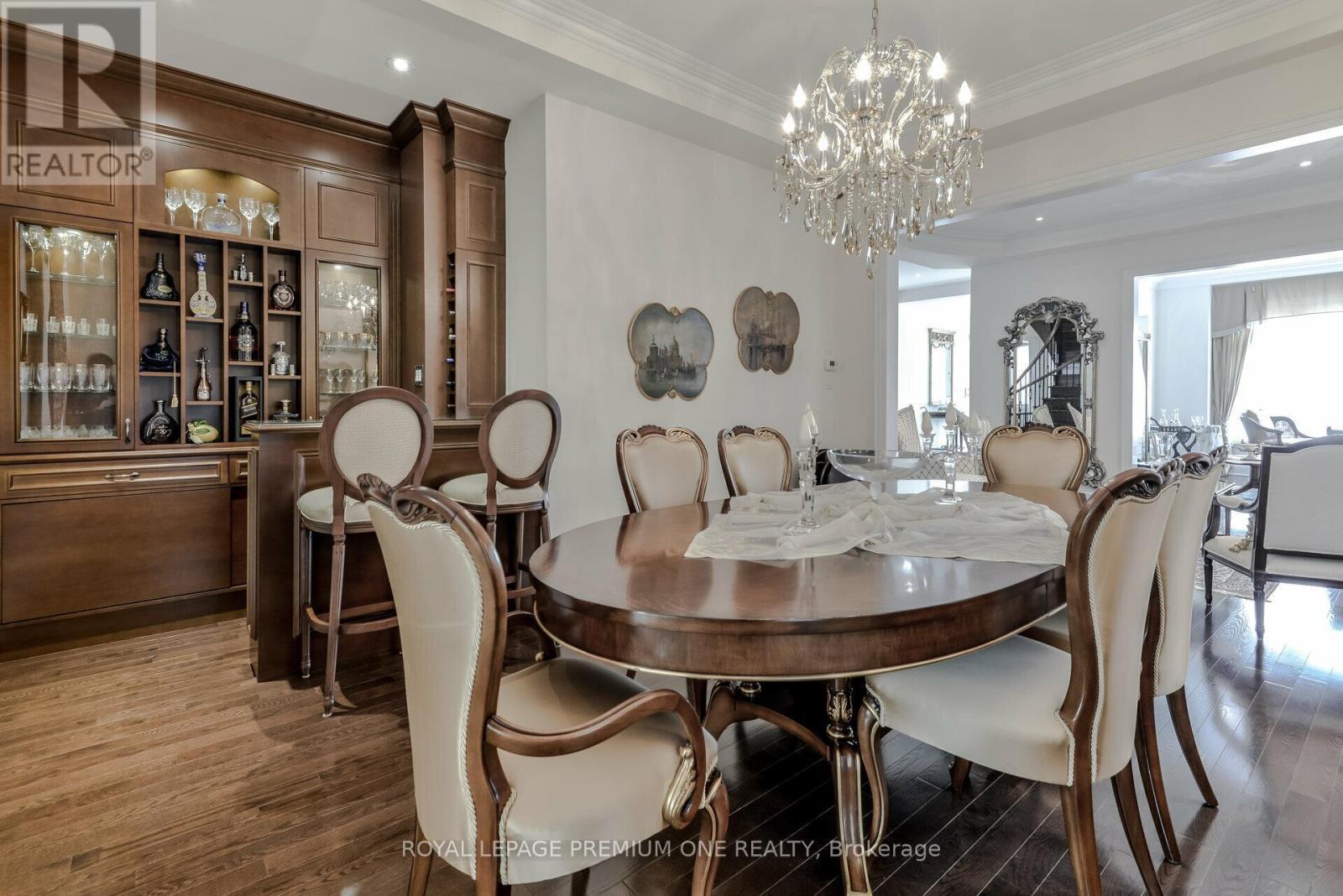 107 Headwind Boulevard E, Vaughan, ON - Indoor Photo Showing Dining Room