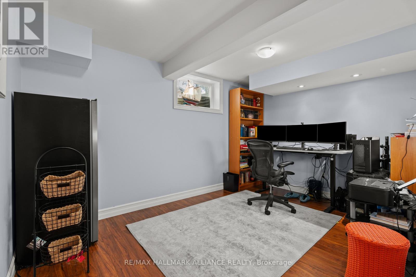 130 Tavistock Square, Oakville, ON - Indoor Photo Showing Other Room