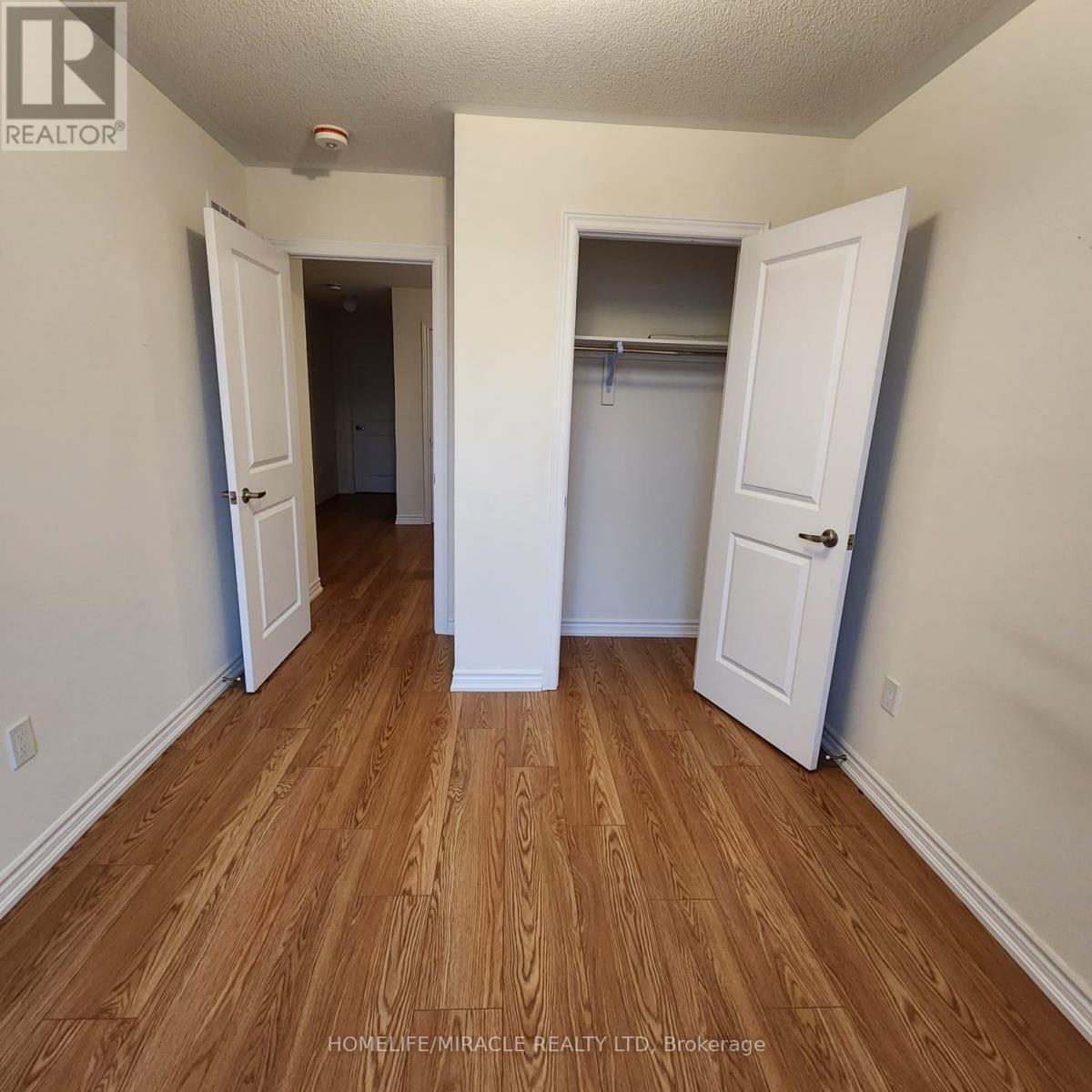 35 Tamworth Terrace, Barrie, ON - Indoor Photo Showing Other Room