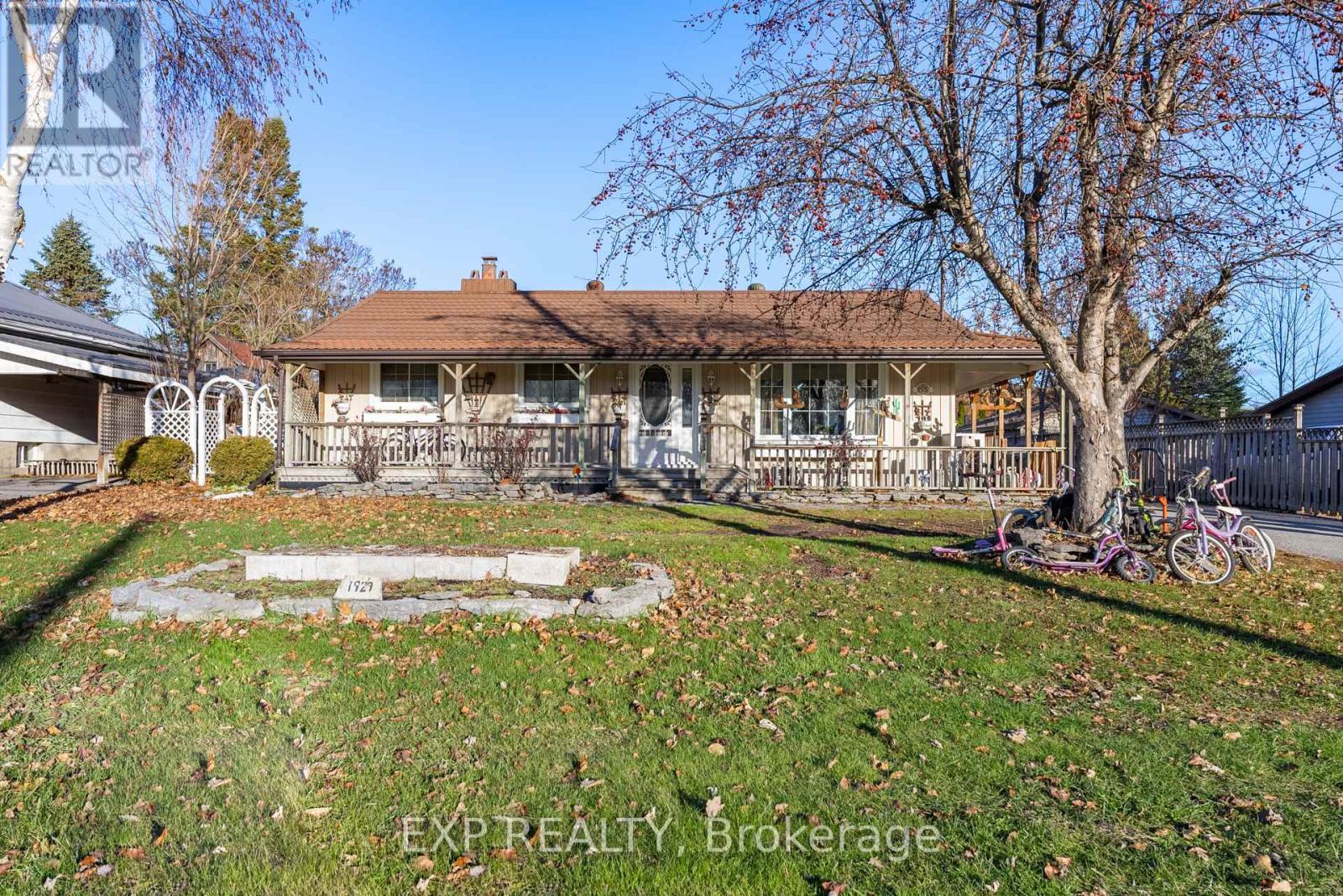 155 Frankford Road, Stirling-Rawdon (Stirling Ward), ON - Outdoor With Deck Patio Veranda