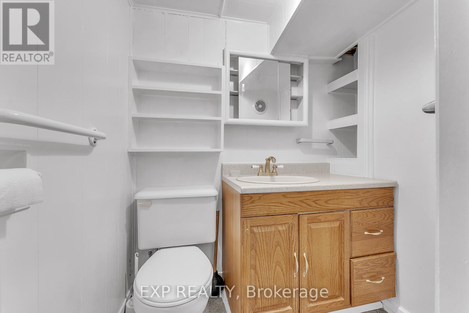 155 Frankford Road, Stirling-Rawdon (Stirling Ward), ON - Indoor With Storage