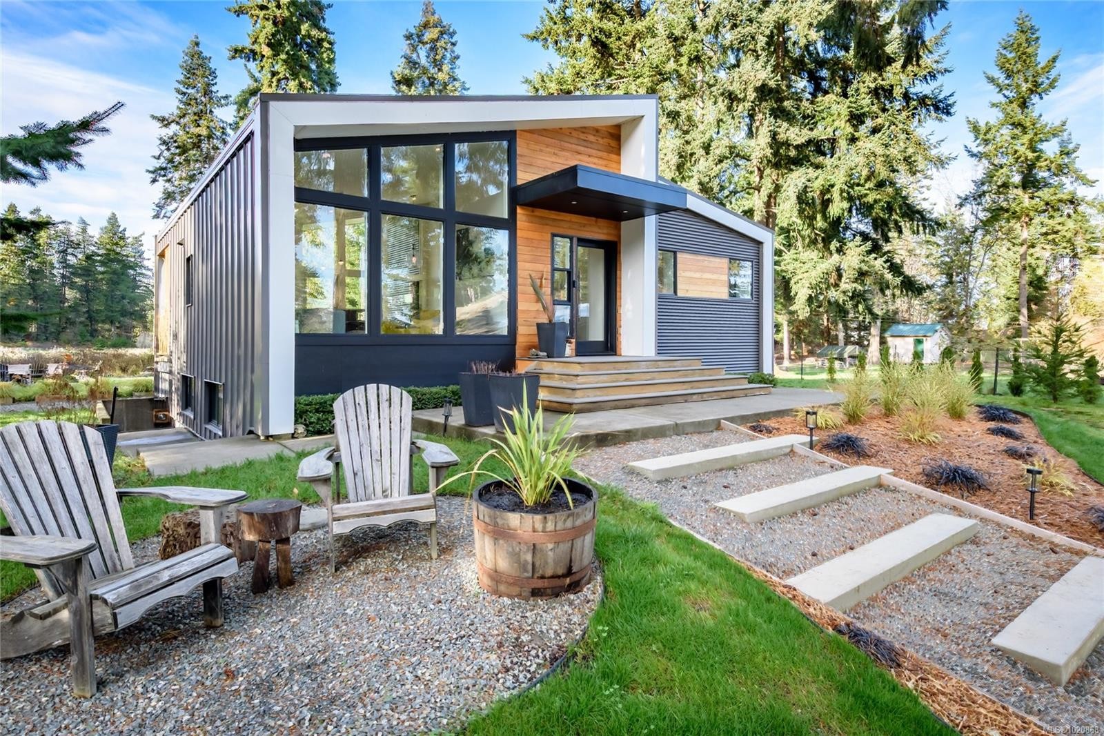 4137 Gartley Point Rd, Royston, BC