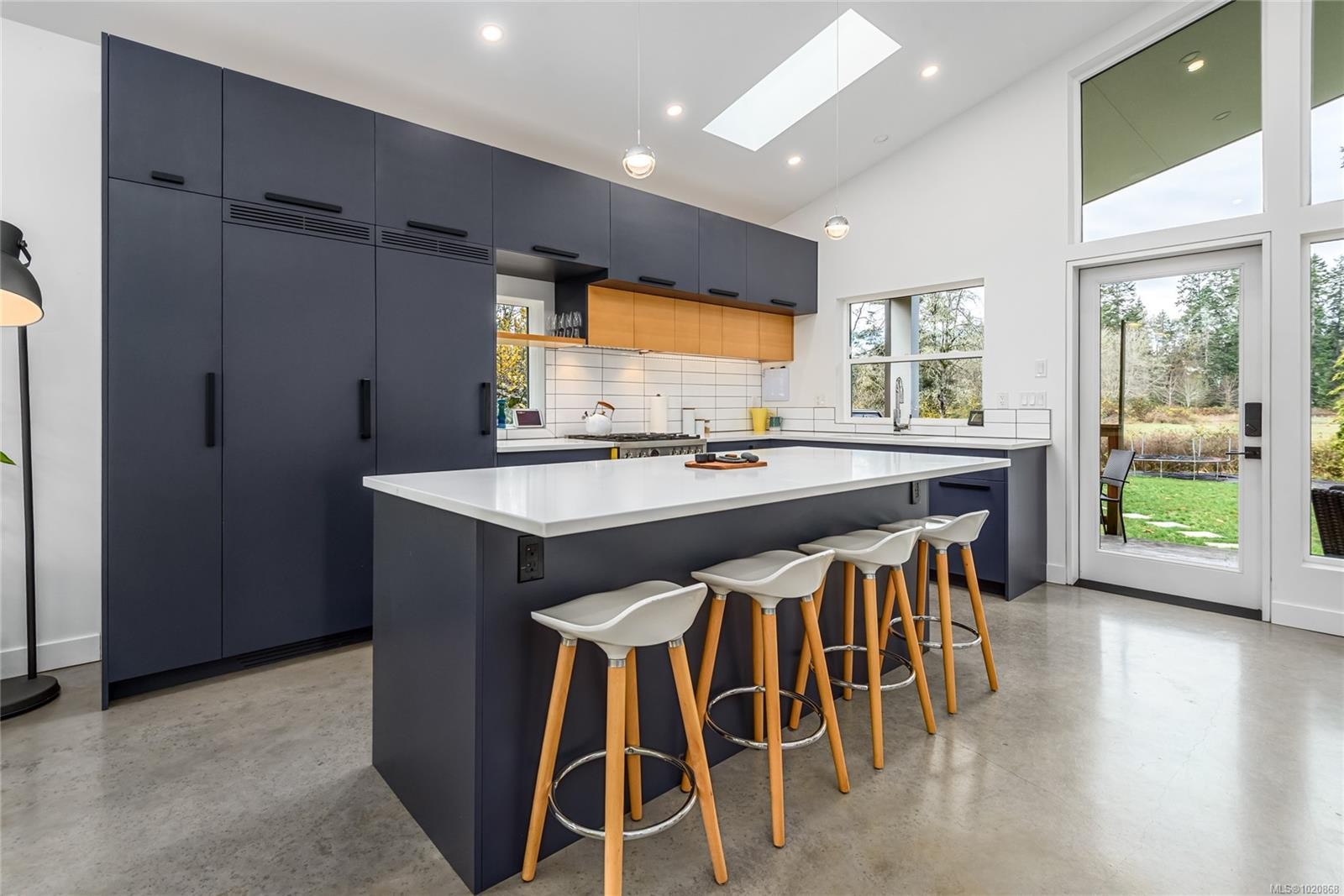 4137 Gartley Point Rd, Royston, BC