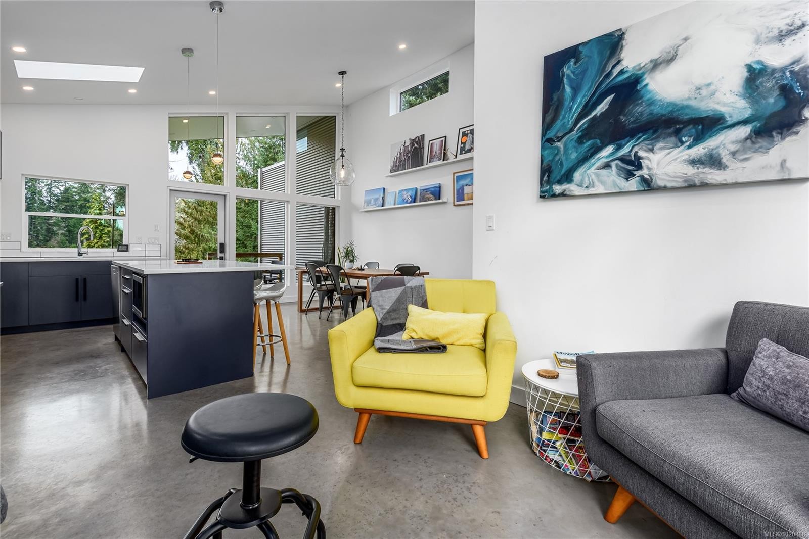 4137 Gartley Point Rd, Royston, BC