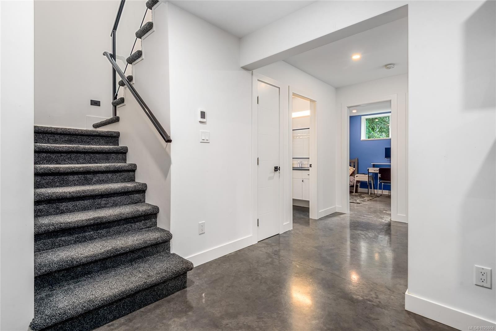 4137 Gartley Point Rd, Royston, BC