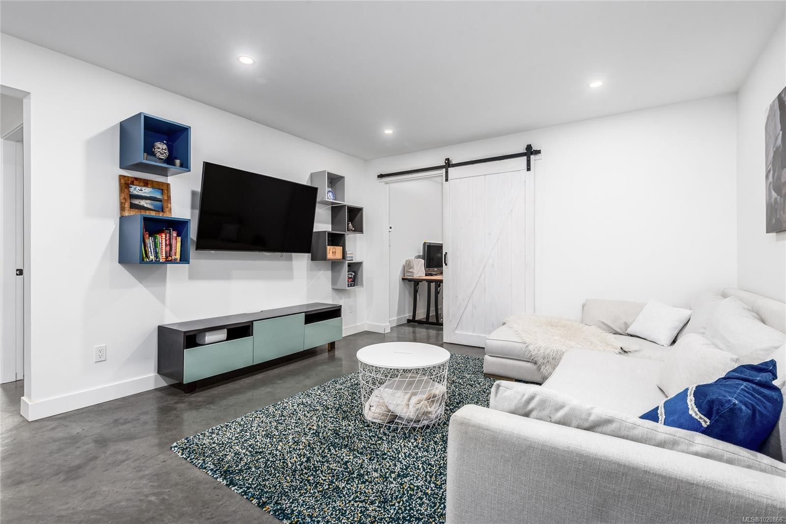 4137 Gartley Point Rd, Royston, BC